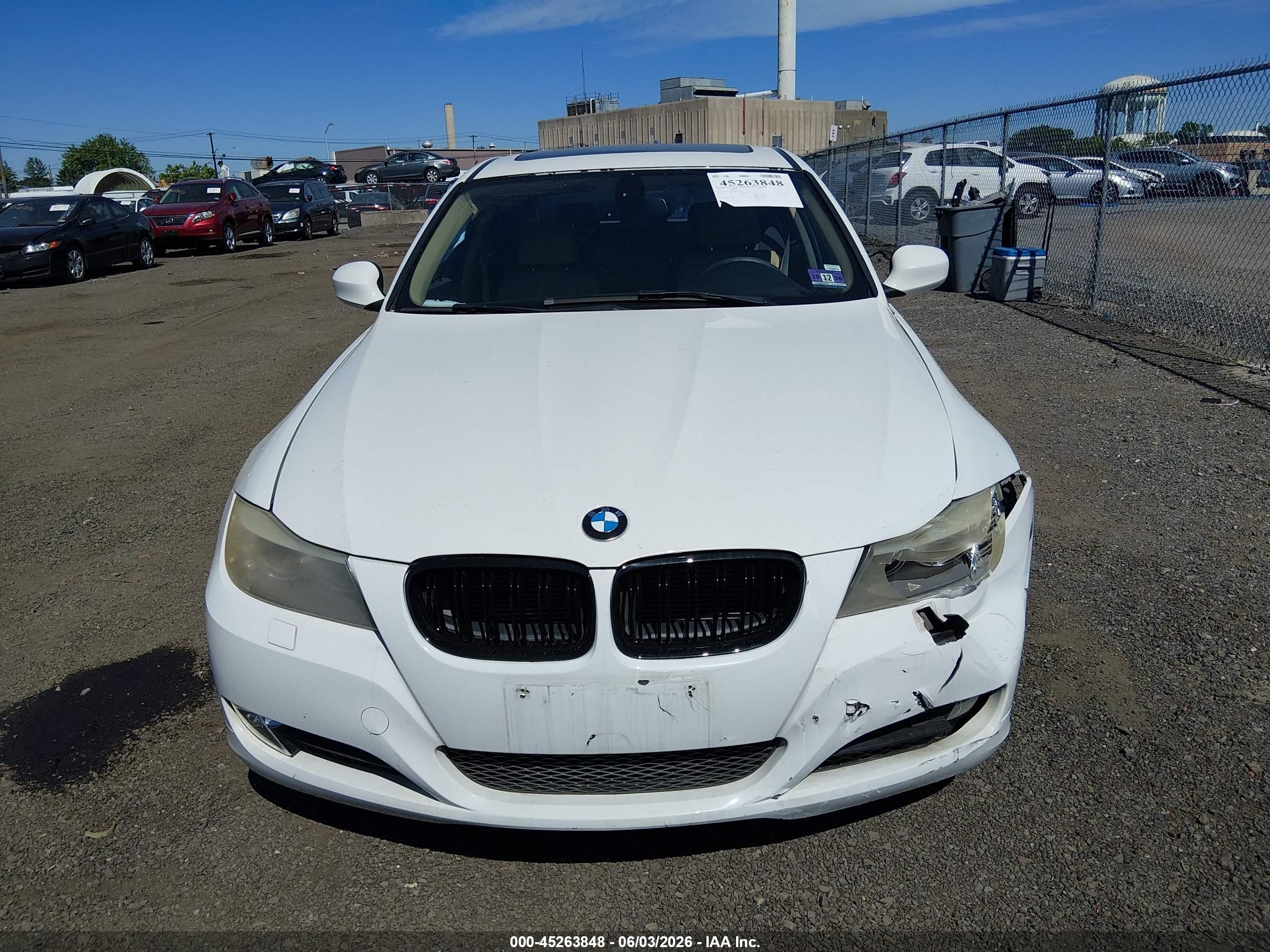 2011 Bmw 328i Xdrive Белый vin: WBAPK5G51BNN28544