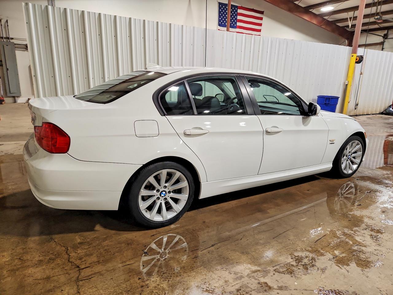 2011 Bmw 328 Xi Sulev Белый vin: WBAPK5G51BNN31718
