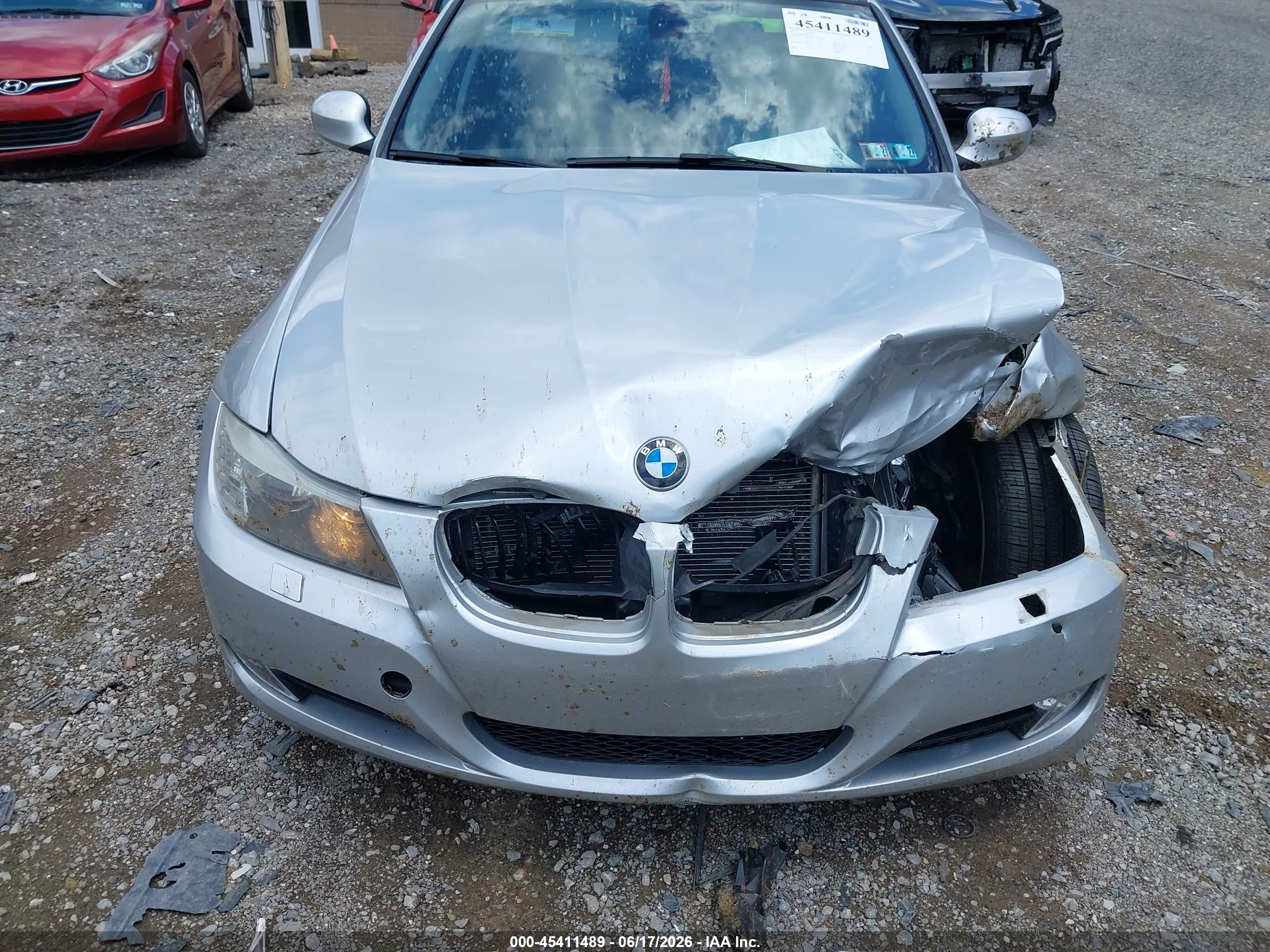 2011 Bmw 328i Xdrive Silver vin: WBAPK5G51BNN32190