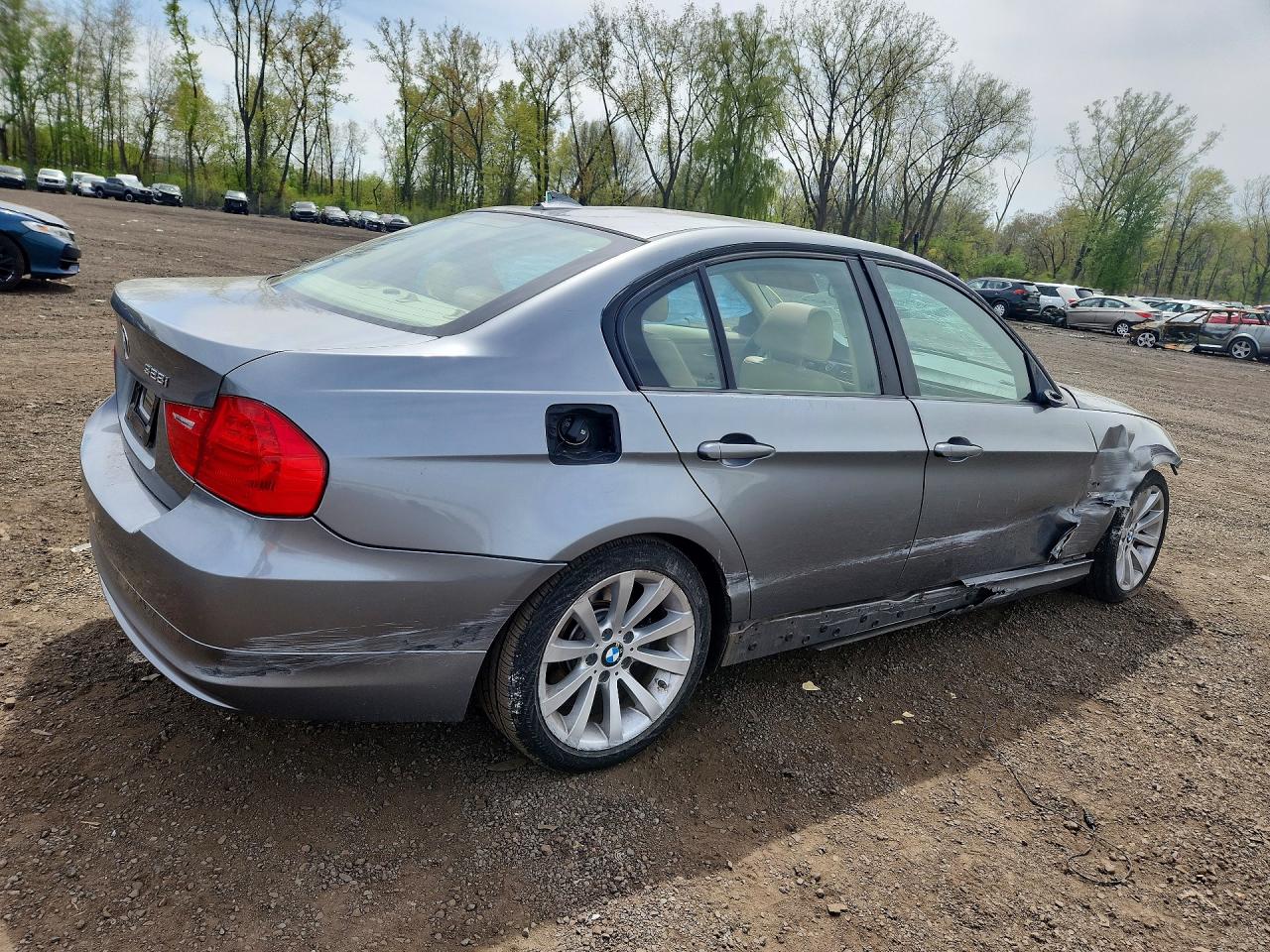 2011 Bmw 328 Xi Sulev Серый vin: WBAPK5G51BNN80093