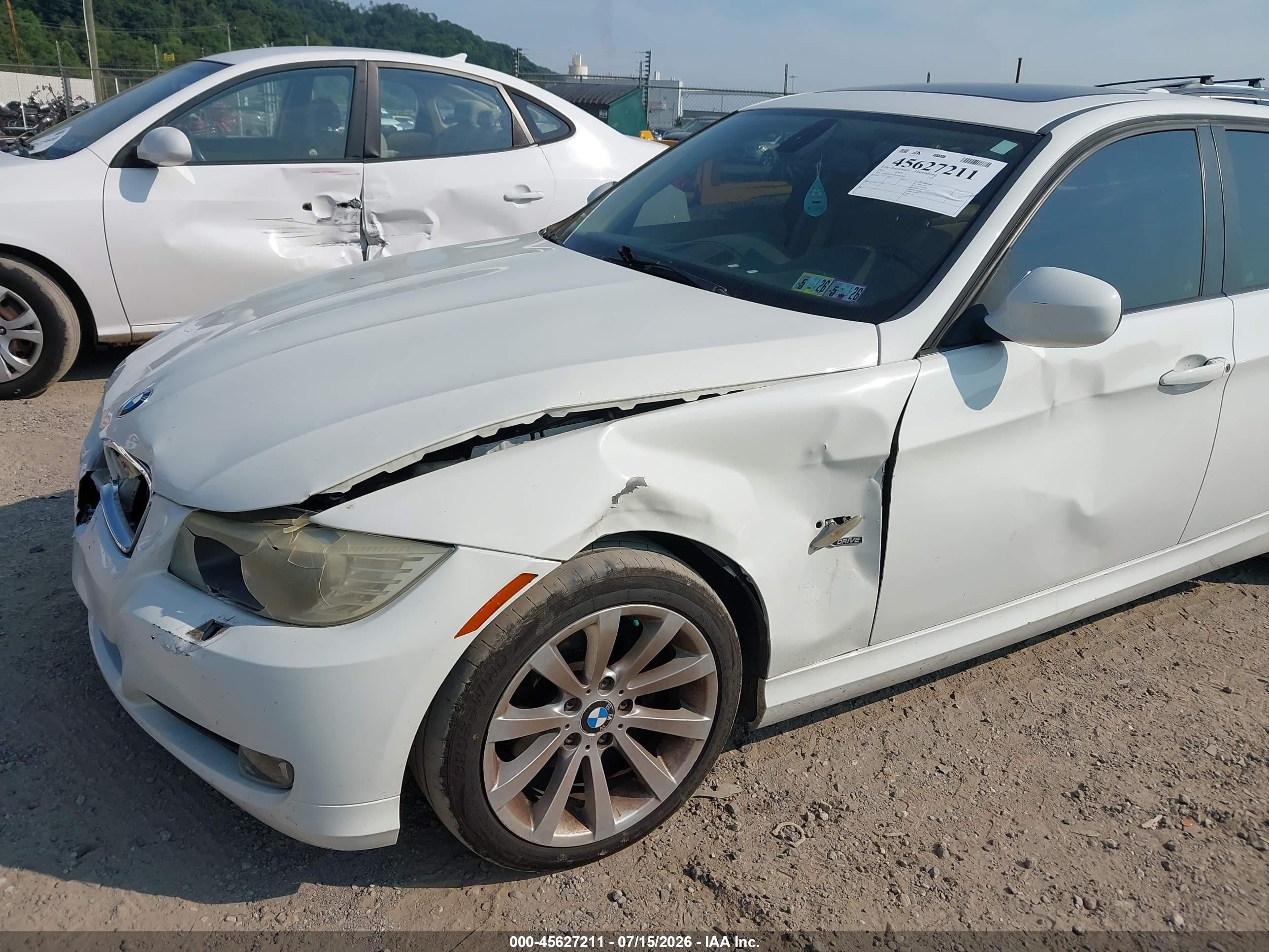 2011 Bmw 328i Xdrive White vin: WBAPK5G52BNN24390