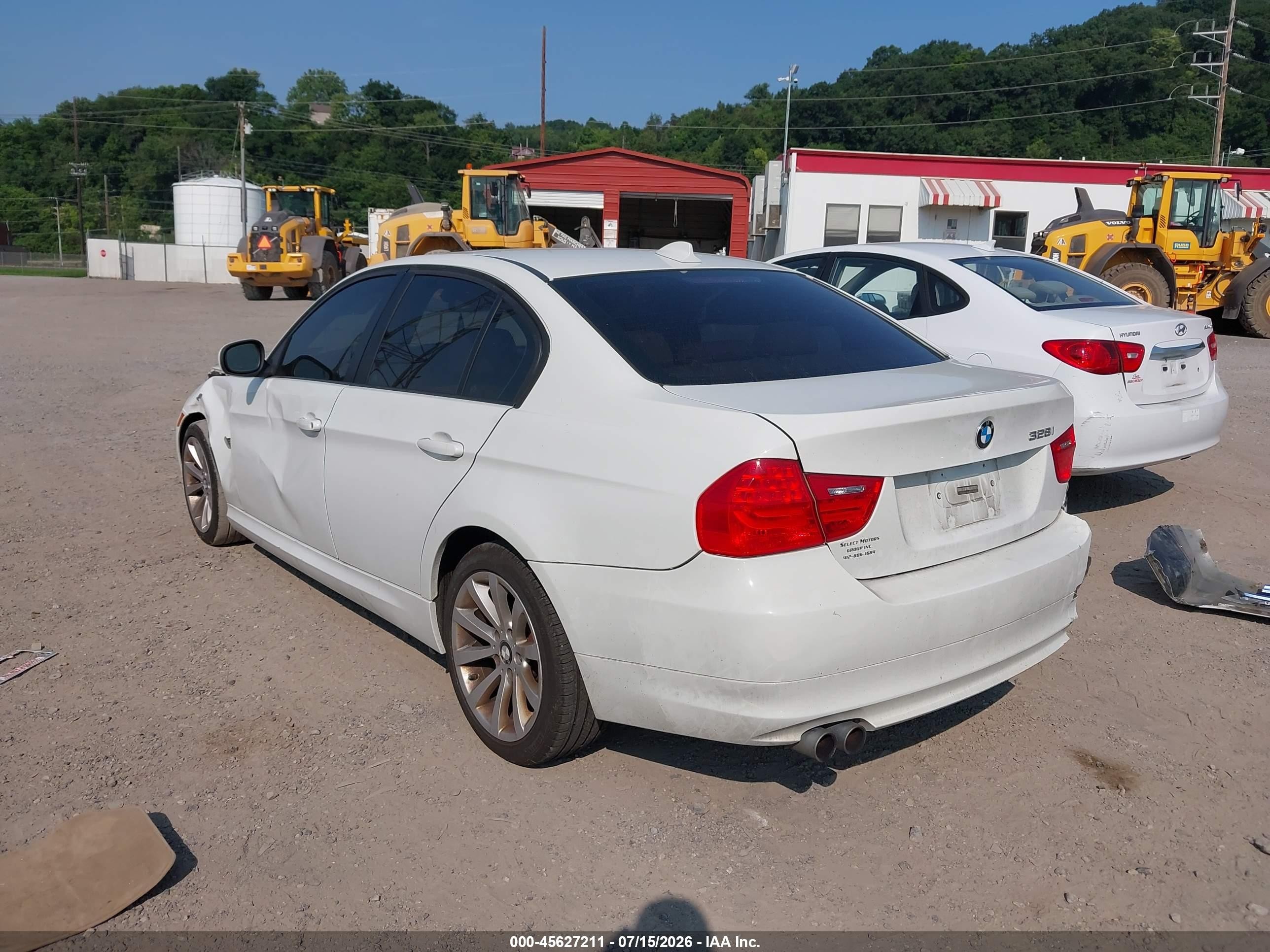 2011 Bmw 328i Xdrive White vin: WBAPK5G52BNN24390