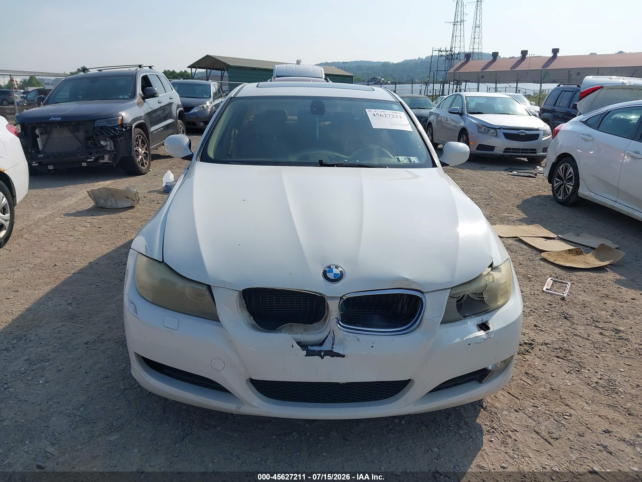 2011 Bmw 328i Xdrive White vin: WBAPK5G52BNN24390