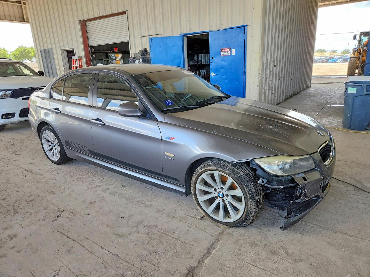 2011 Bmw 328 Xi Sulev Gray vin: WBAPK5G52BNN31193