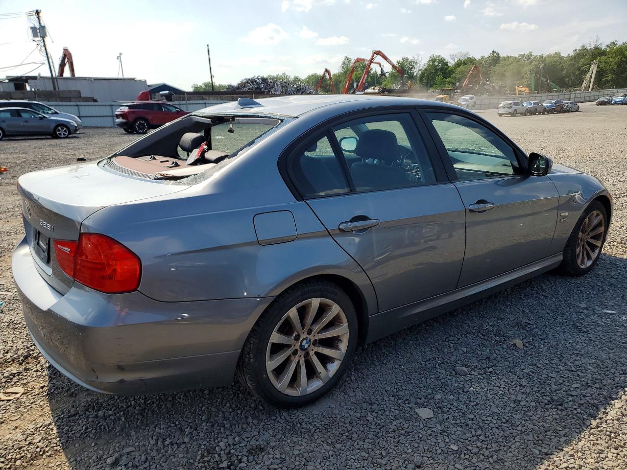 2011 Bmw 328 Xi Sulev Gray vin: WBAPK5G53BNN28254