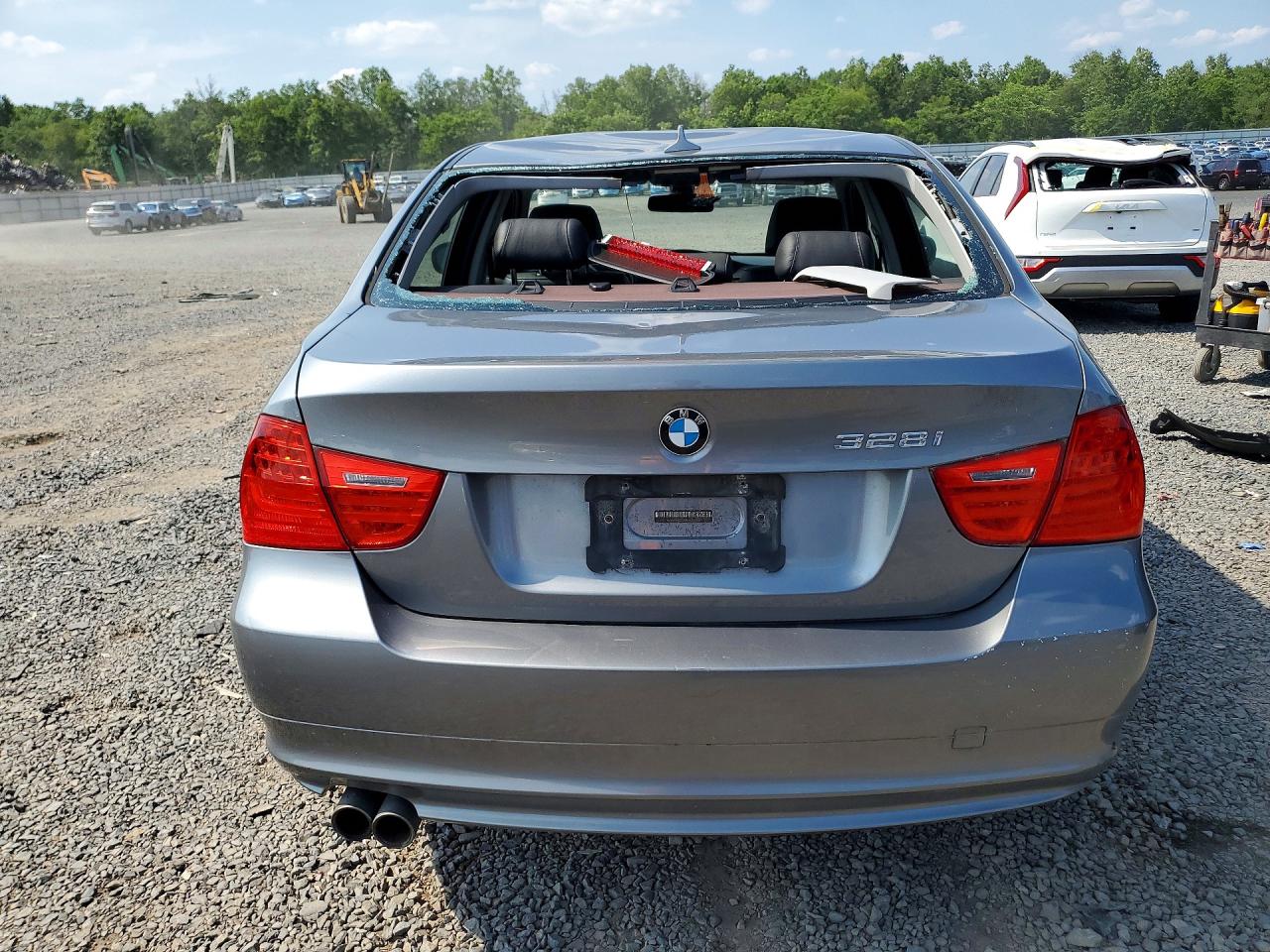 2011 Bmw 328 Xi Sulev Gray vin: WBAPK5G53BNN28254