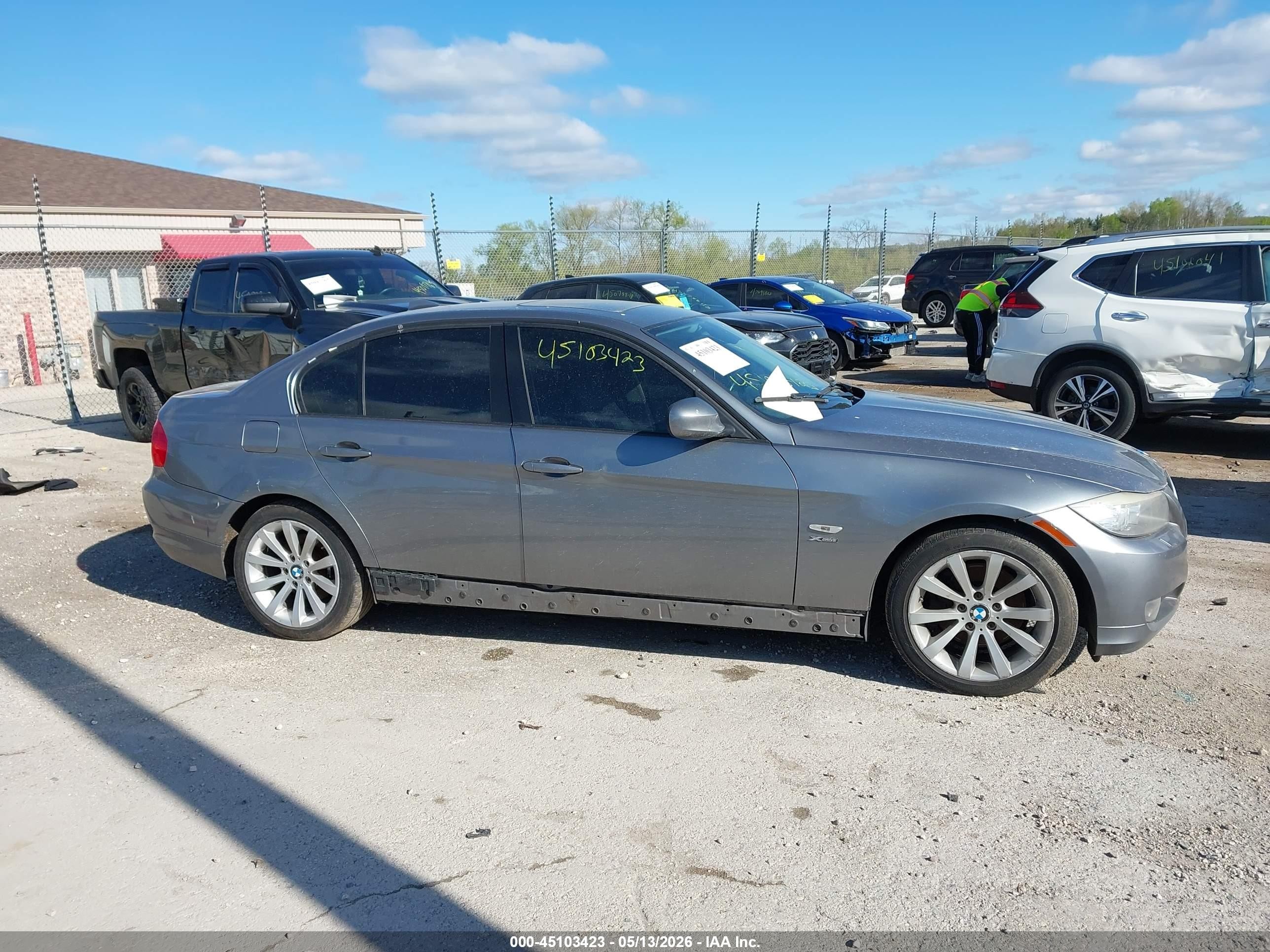 2011 Bmw 328i Xdrive Gray vin: WBAPK5G53BNN31185