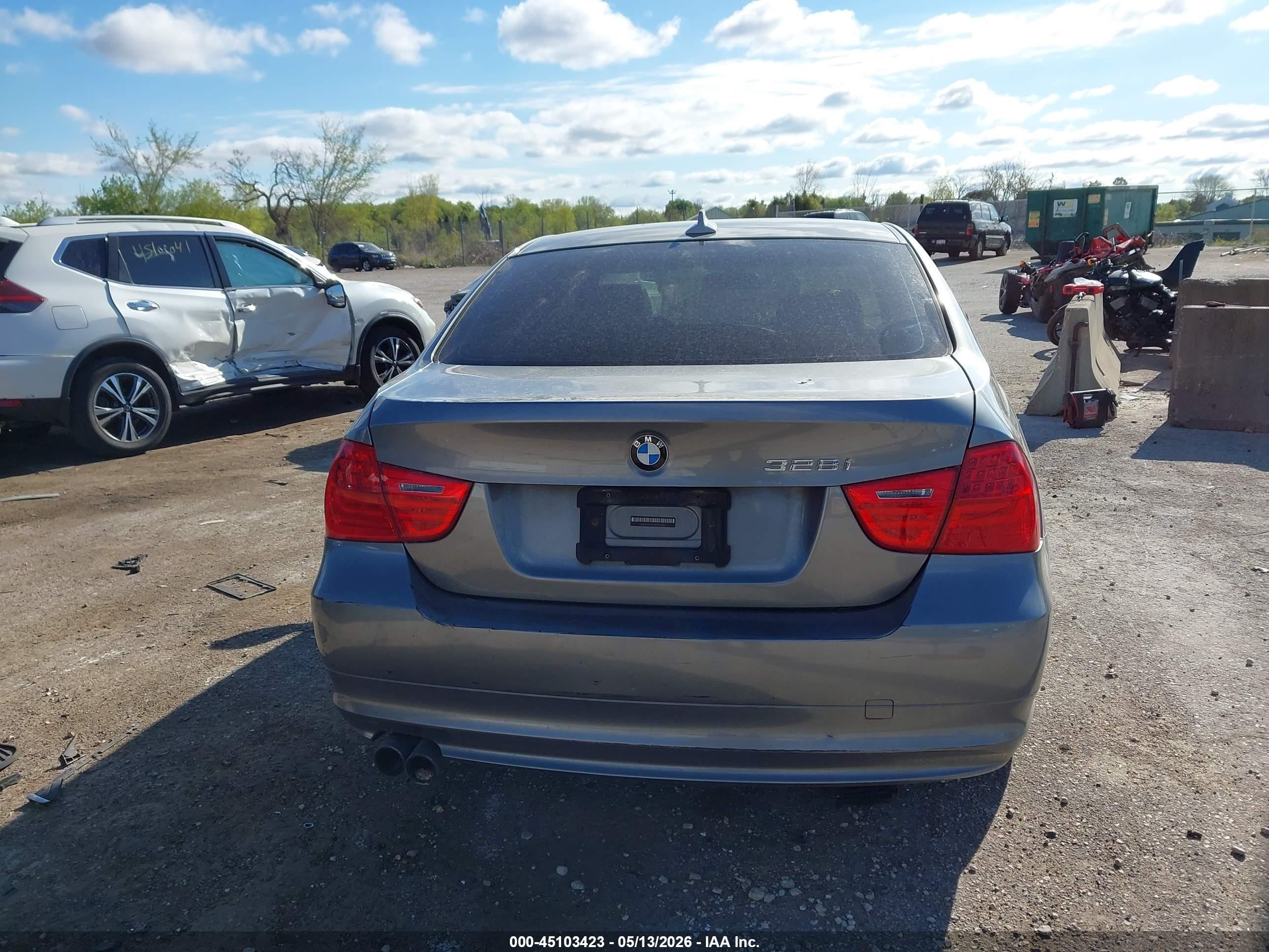 2011 Bmw 328i Xdrive Gray vin: WBAPK5G53BNN31185