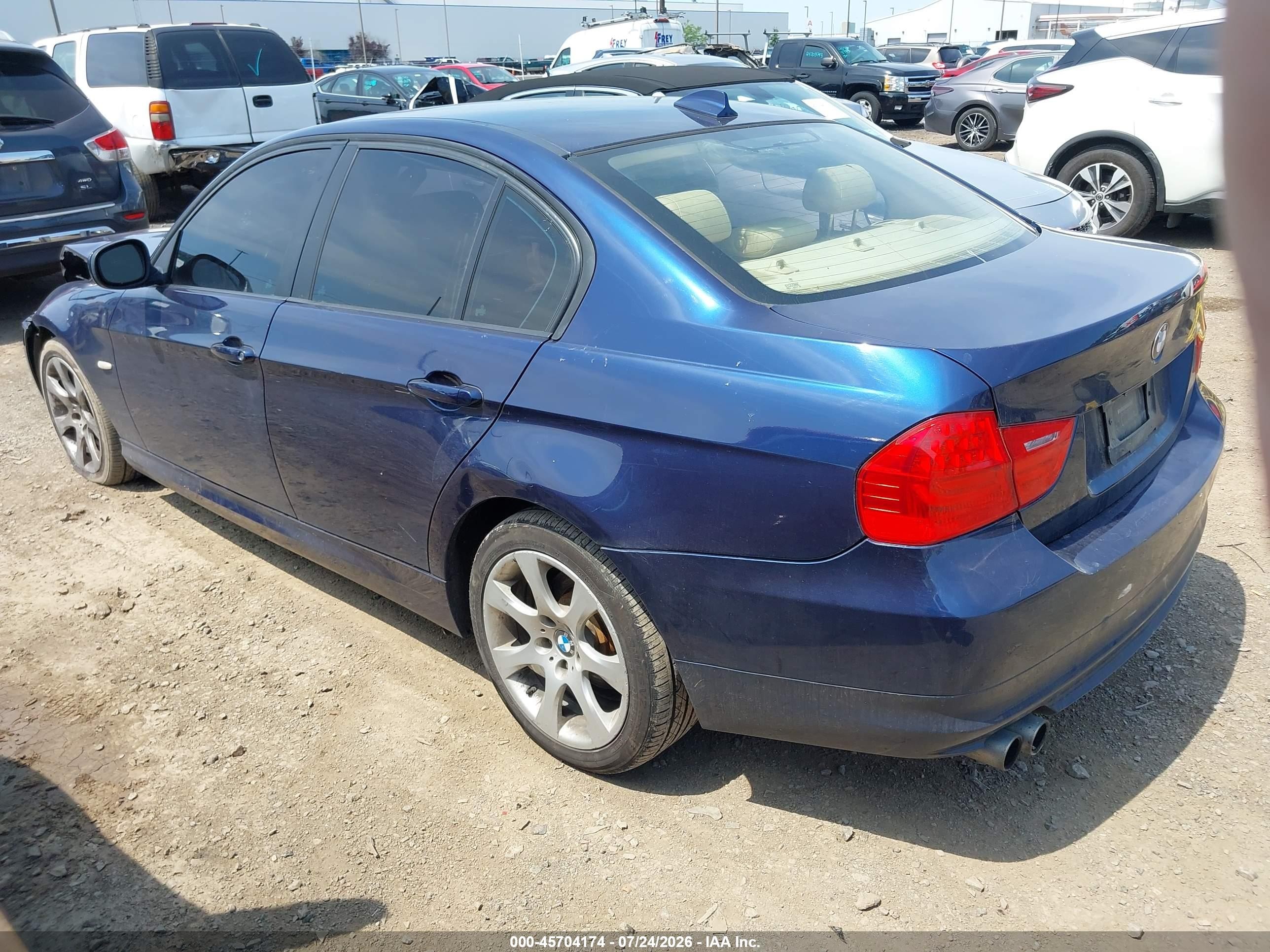 2011 Bmw 328i Xdrive Blue vin: WBAPK5G53BNN79754