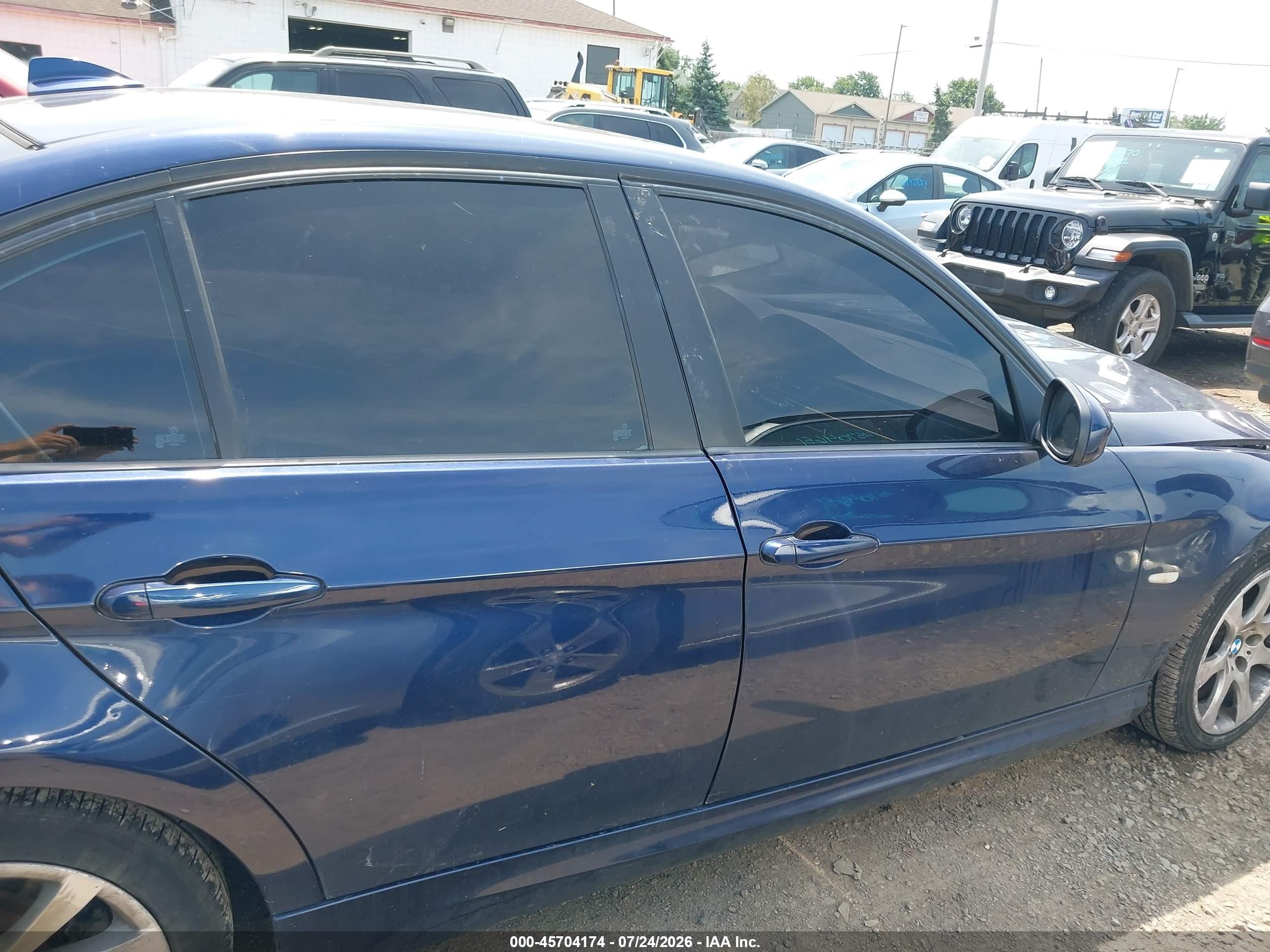 2011 Bmw 328i Xdrive Blue vin: WBAPK5G53BNN79754