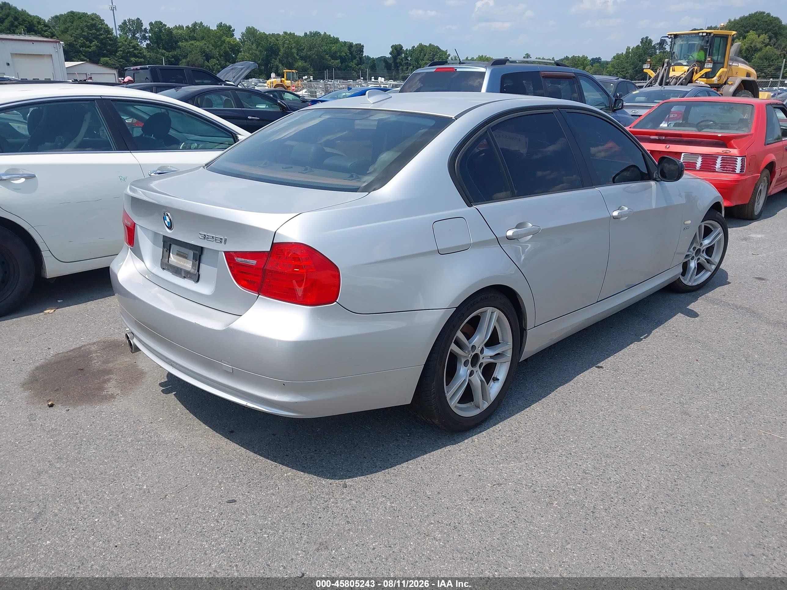 2011 Bmw 328i Xdrive Gray vin: WBAPK5G54BNN30093