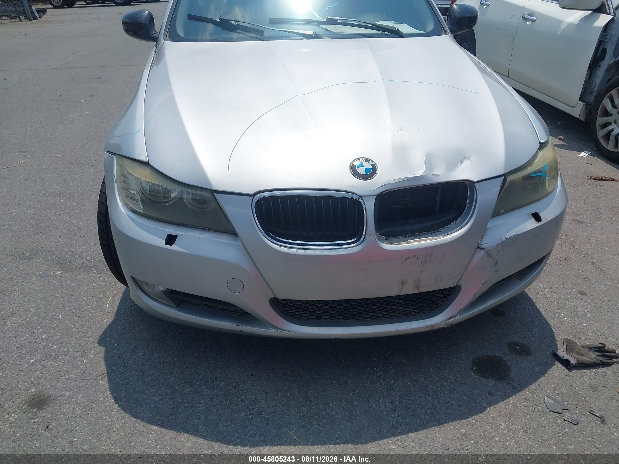 2011 Bmw 328i Xdrive Gray vin: WBAPK5G54BNN30093