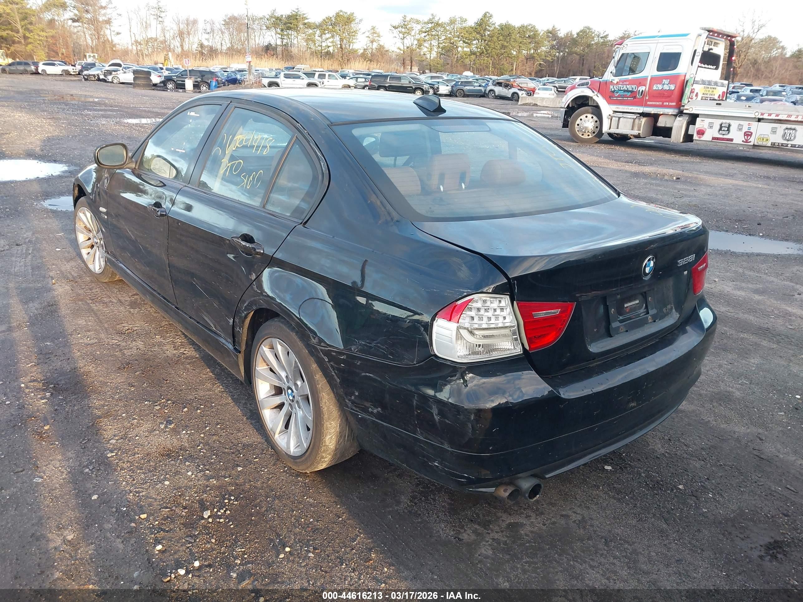 2011 Bmw 328i Xdrive Black vin: WBAPK5G54BNN81352