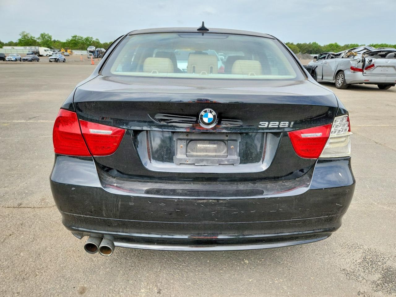 2011 Bmw 328 Xi Sulev Black vin: WBAPK5G56BNN24943