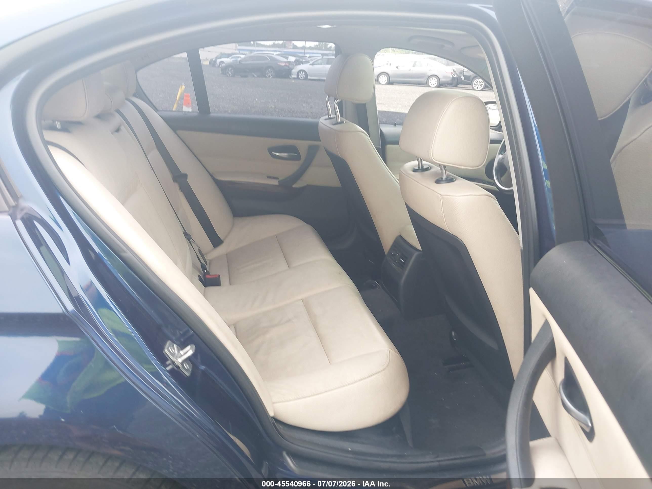 2011 Bmw 328i Xdrive Blue vin: WBAPK5G56BNN28944
