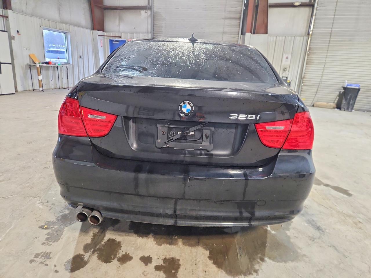 2011 Bmw 328 Xi Sulev Черный vin: WBAPK5G57BNN25082