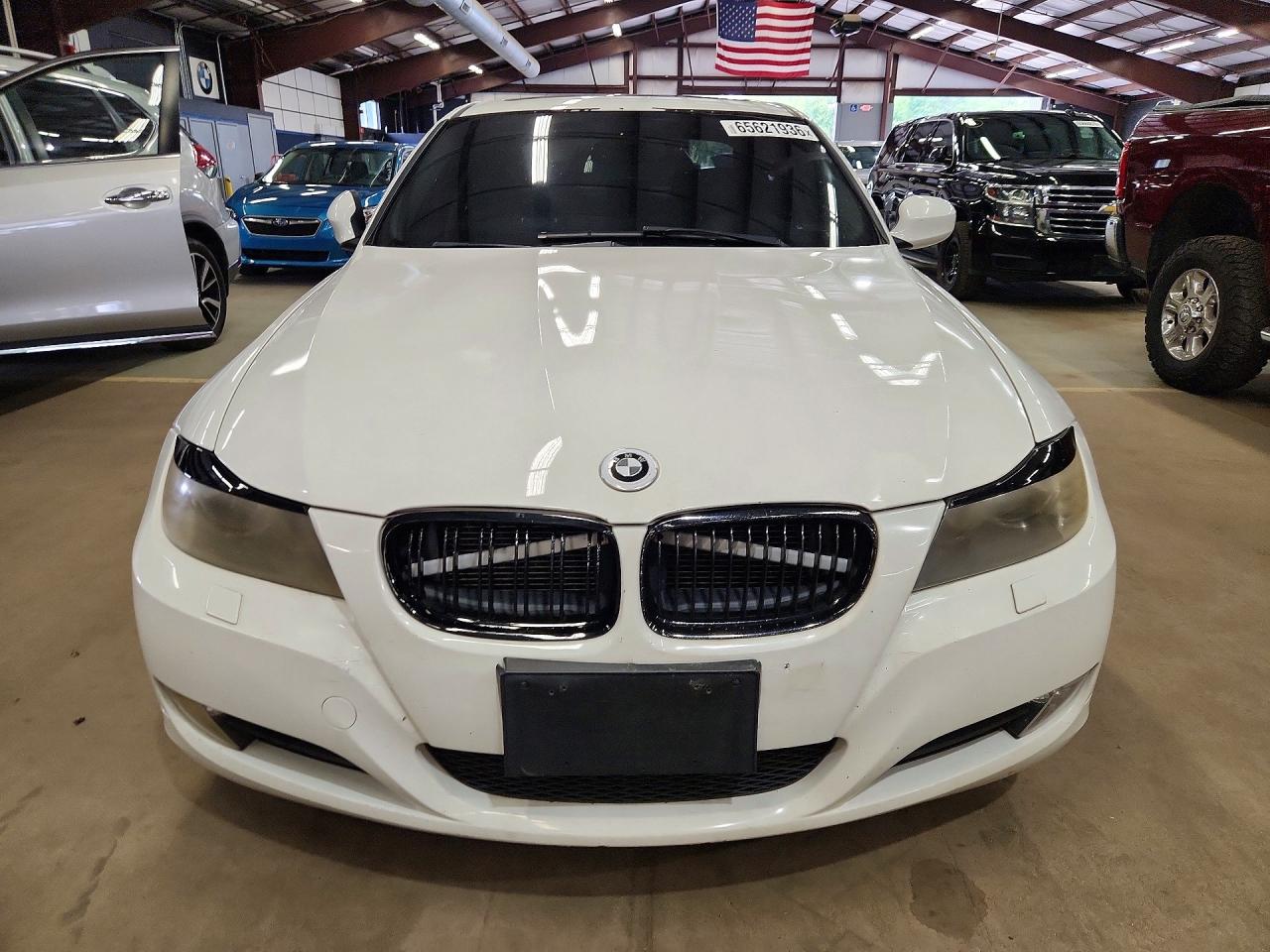 2011 Bmw 328 Xi Sulev White vin: WBAPK5G57BNN30329