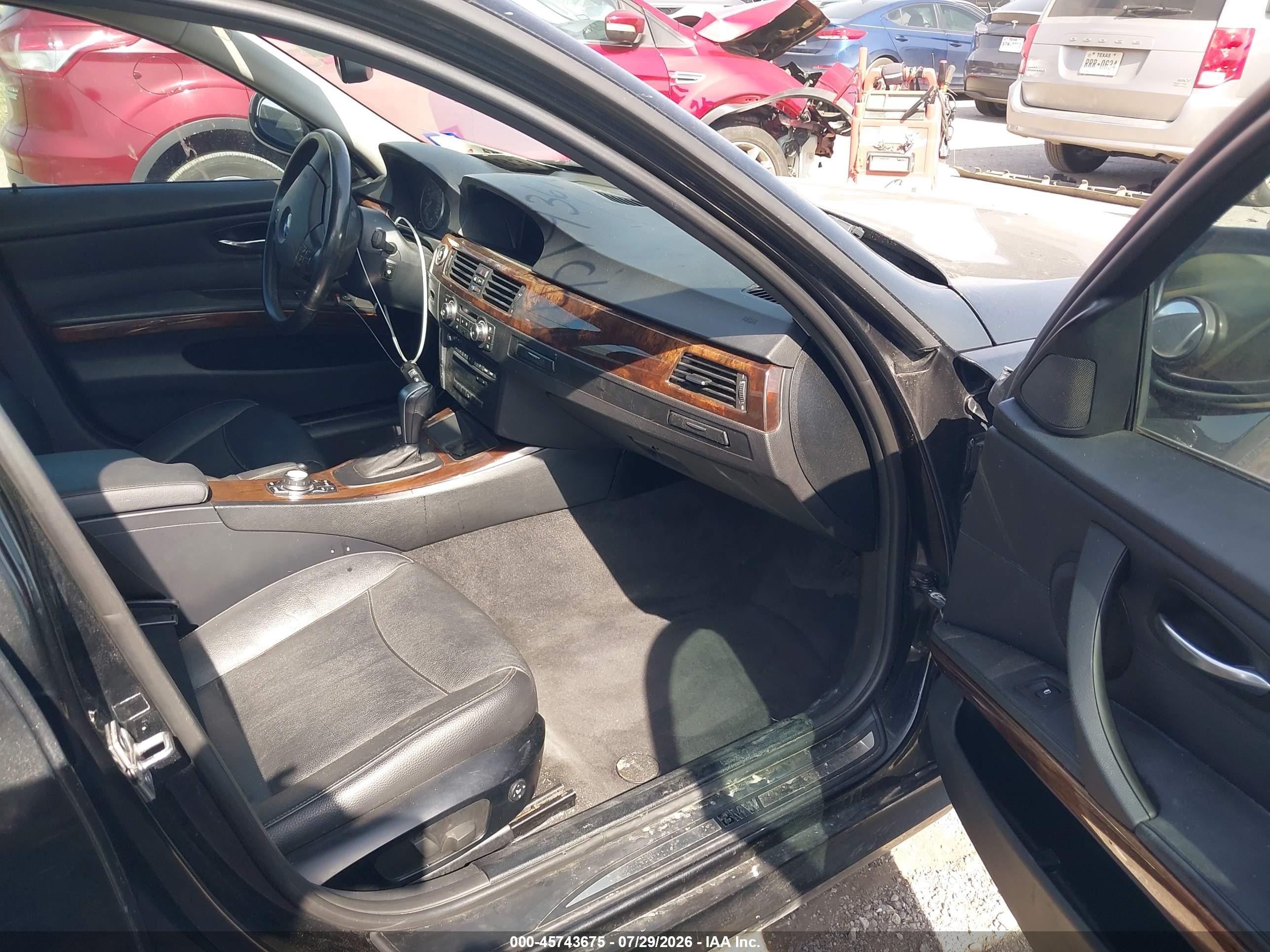 2011 Bmw 328i Xdrive Black vin: WBAPK5G57BNN31559