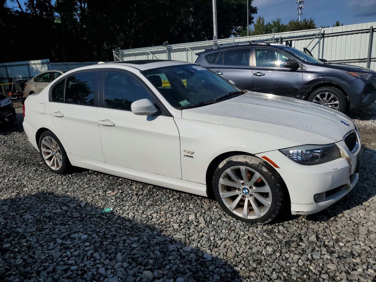 2011 Bmw 328 Xi Sulev White vin: WBAPK5G57BNN78980