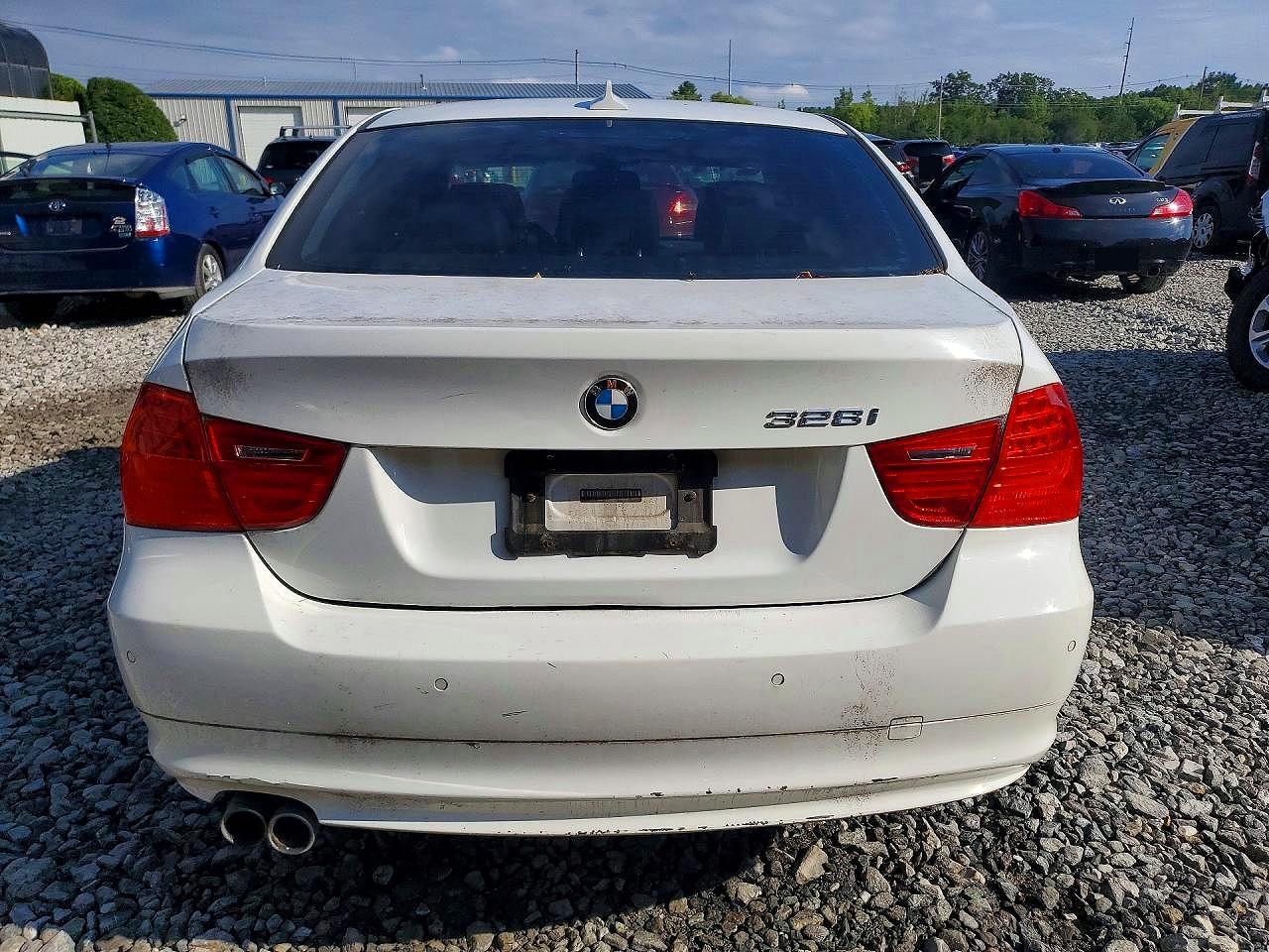 2011 Bmw 328 Xi Sulev White vin: WBAPK5G57BNN78980