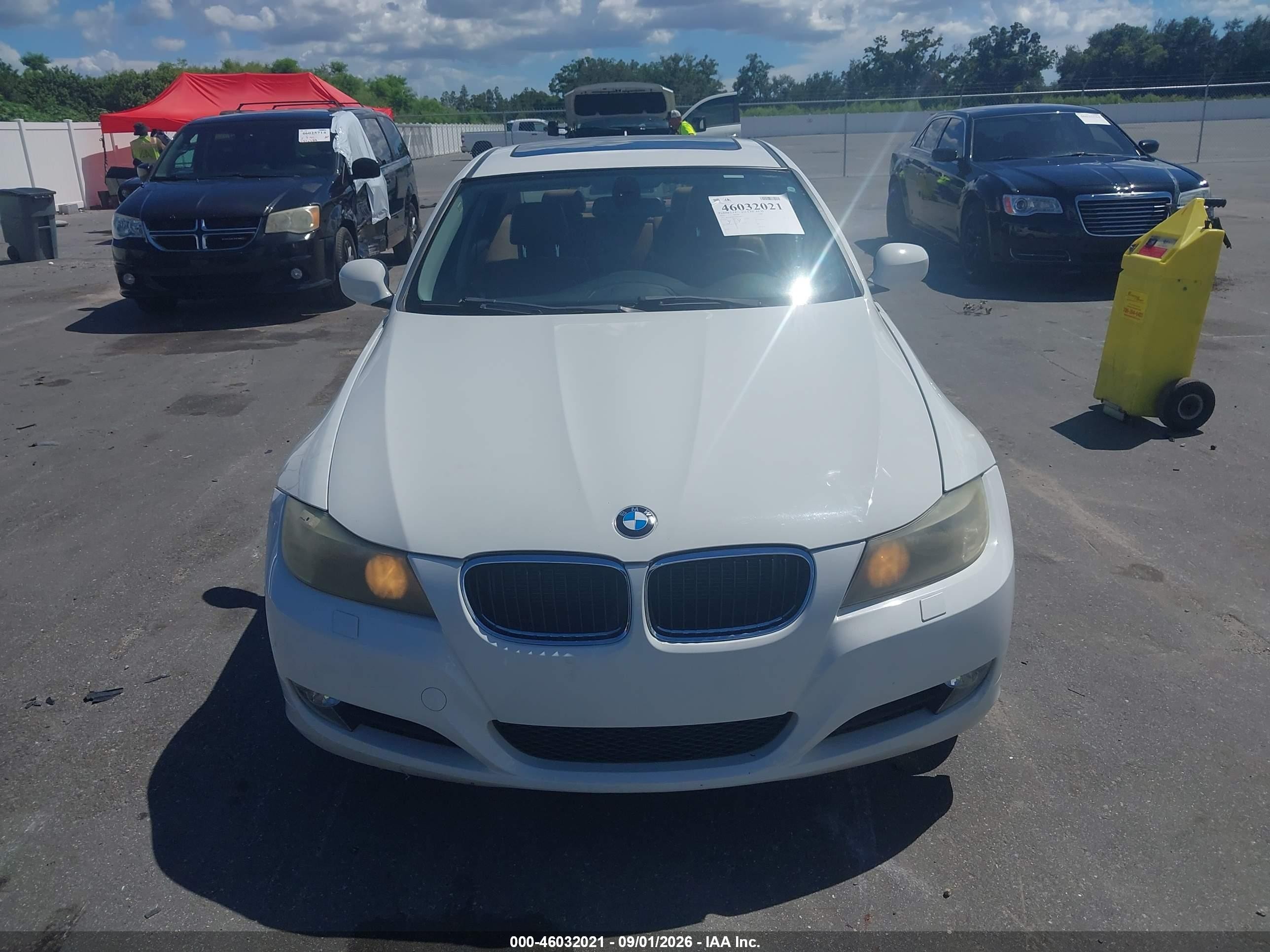 2011 Bmw 328i Xdrive White vin: WBAPK5G57BNN80518