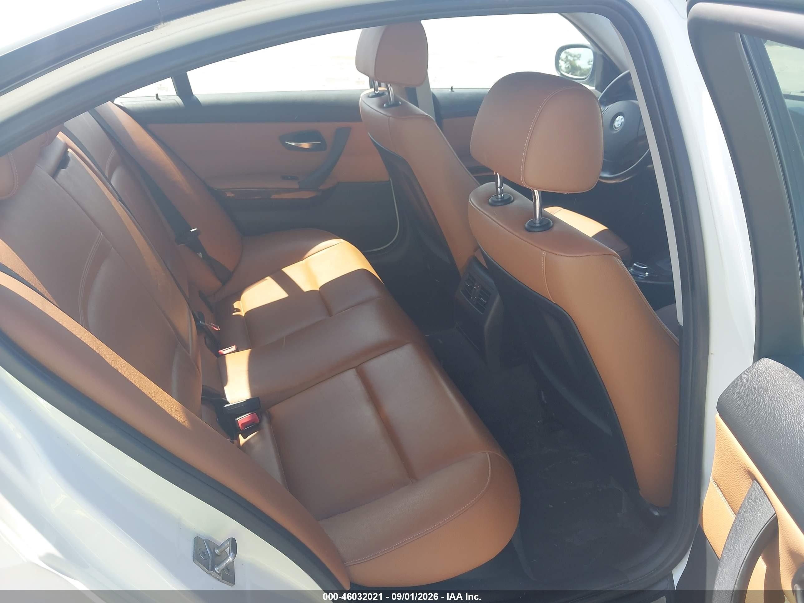 2011 Bmw 328i Xdrive White vin: WBAPK5G57BNN80518