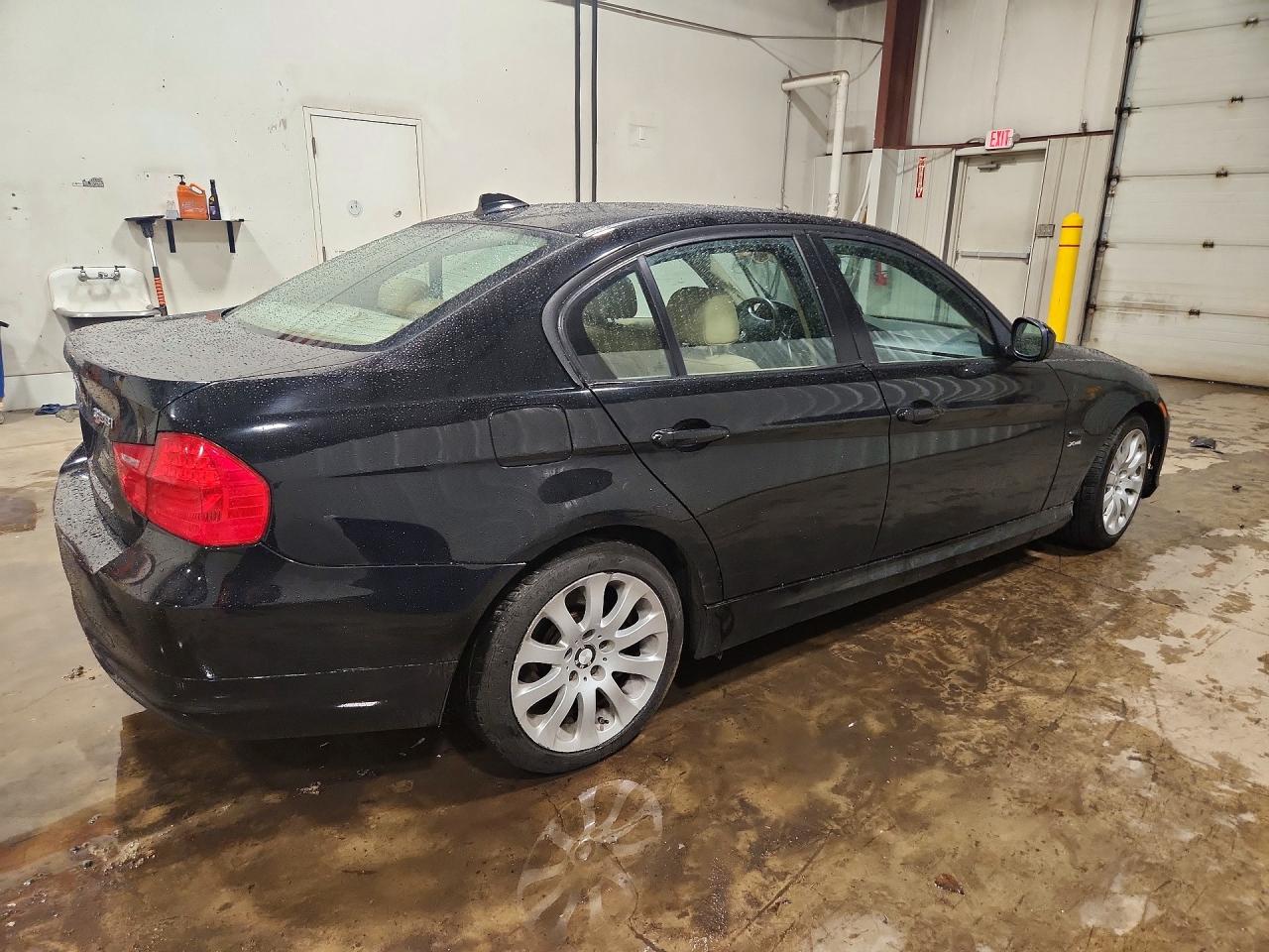 2011 Bmw 328 Xi Sulev Black vin: WBAPK5G57BNN81992