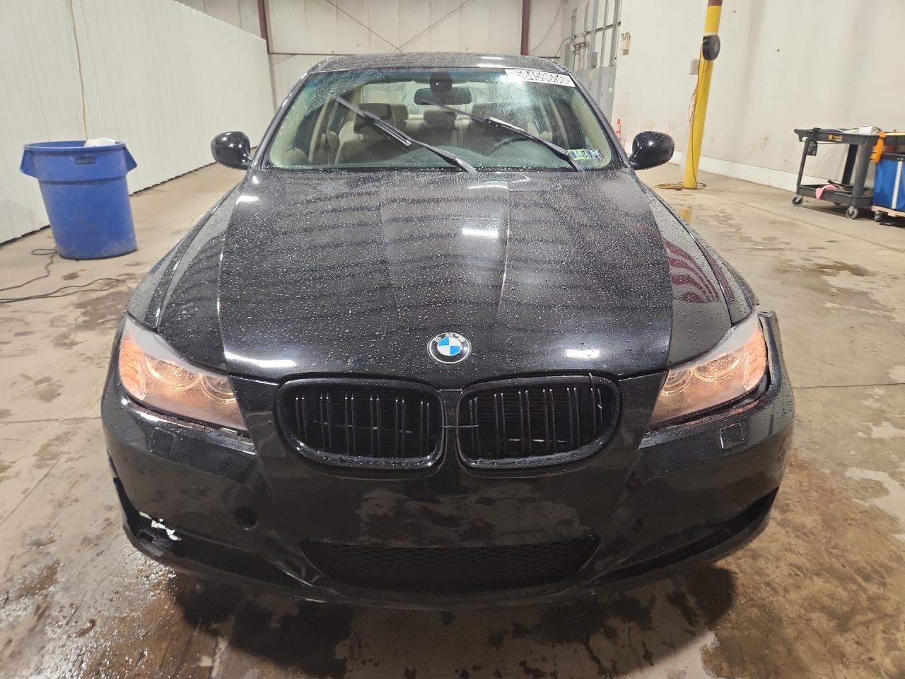 2011 Bmw 328 Xi Sulev Black vin: WBAPK5G57BNN81992 Damage: Right Fog Light Covers, Missing, Replacement Required