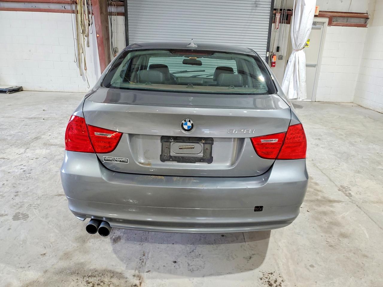 2011 Bmw 328 Xi Sulev Gray vin: WBAPK5G58BNN27035