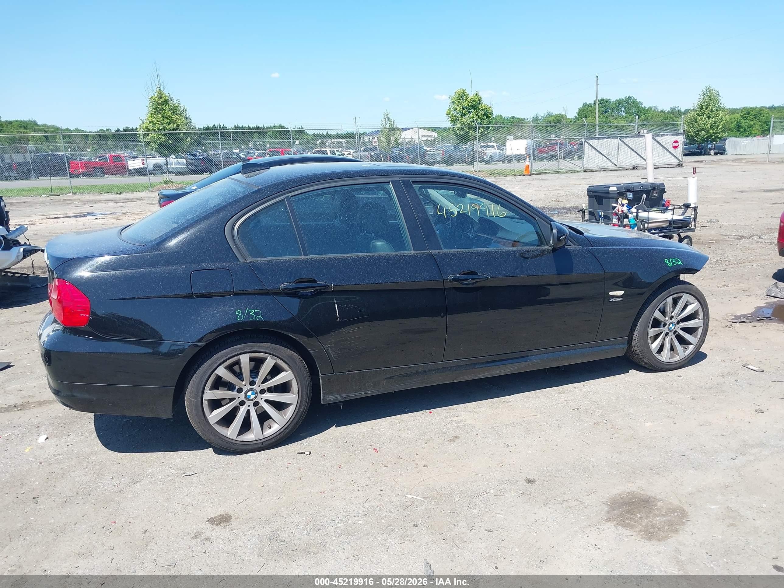 2011 Bmw 328i Xdrive Black vin: WBAPK5G58BNN28704