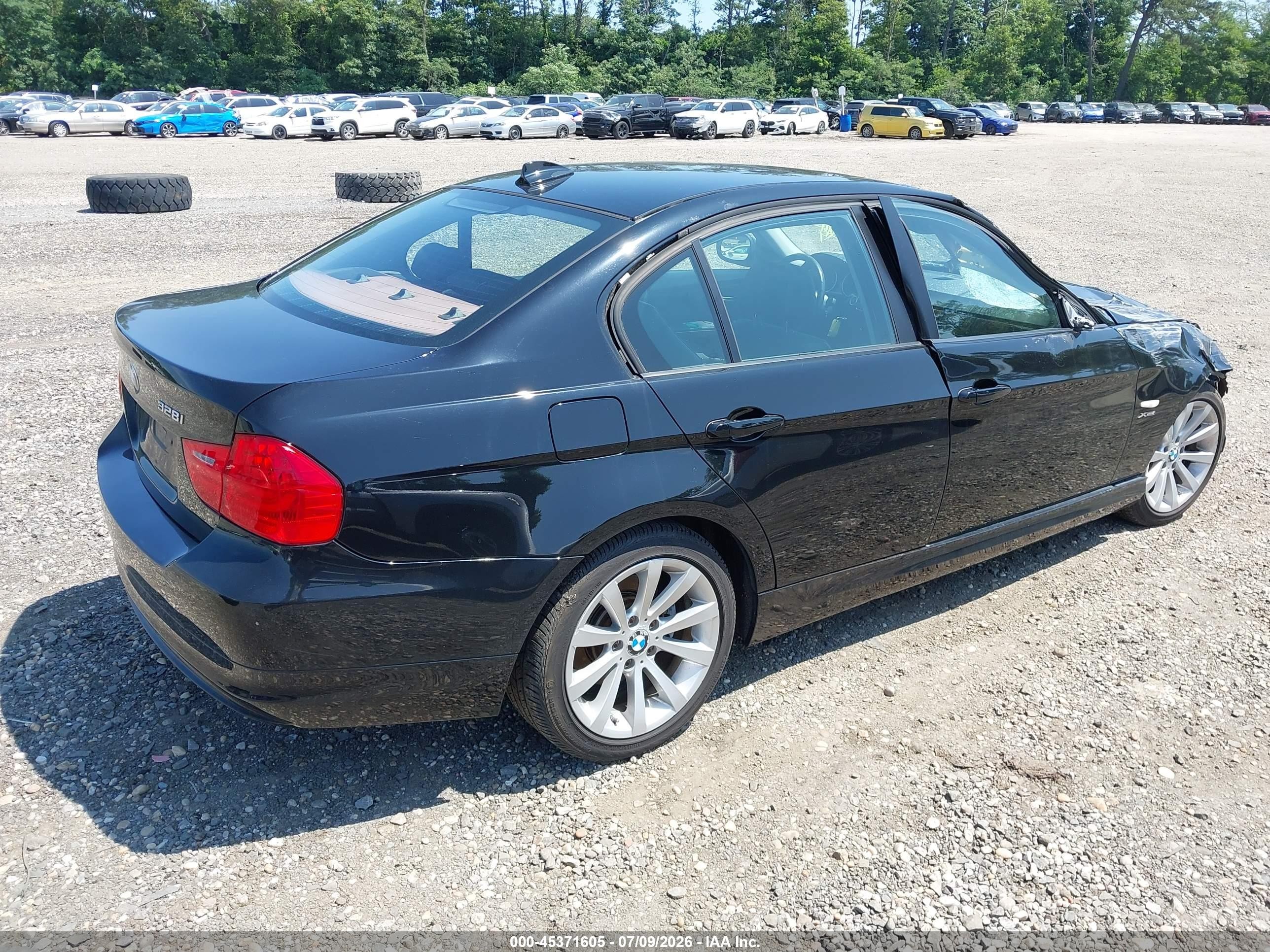 2011 Bmw 328i Xdrive Black vin: WBAPK5G58BNN29464
