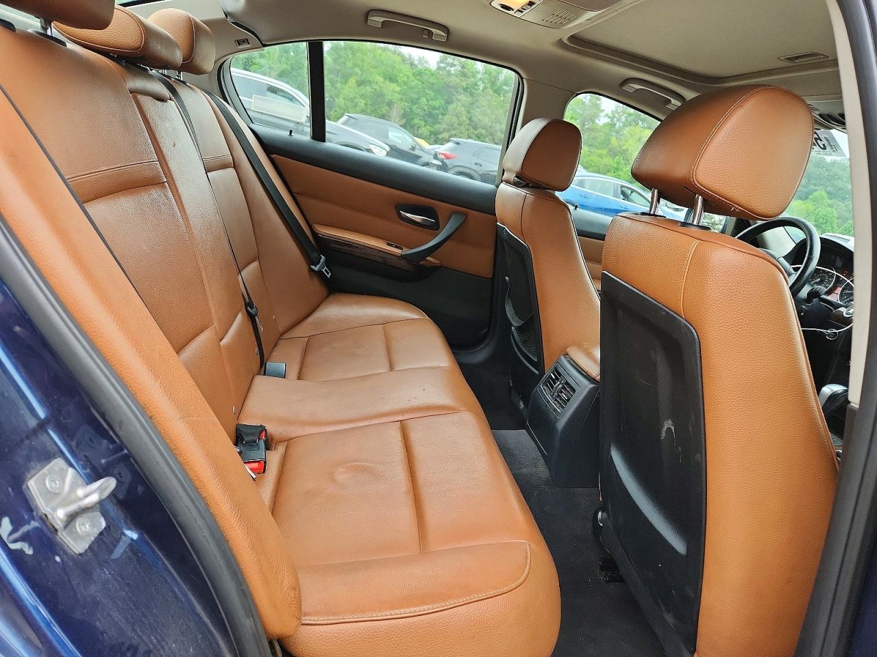 2011 Bmw 328 Xi Sulev Blue vin: WBAPK5G58BNN80124