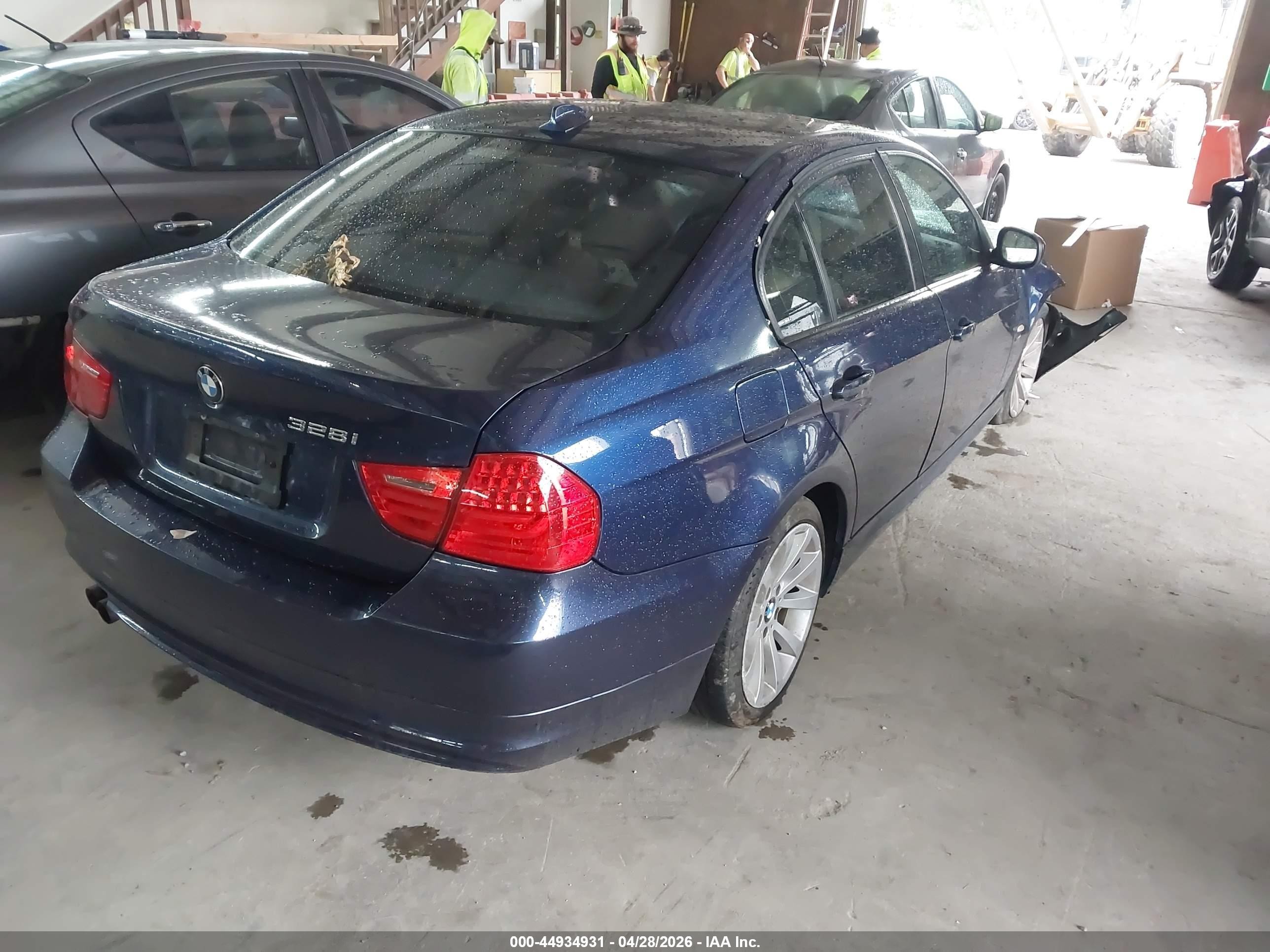 2011 Bmw 328i Xdrive Blue vin: WBAPK5G5XBNN81209