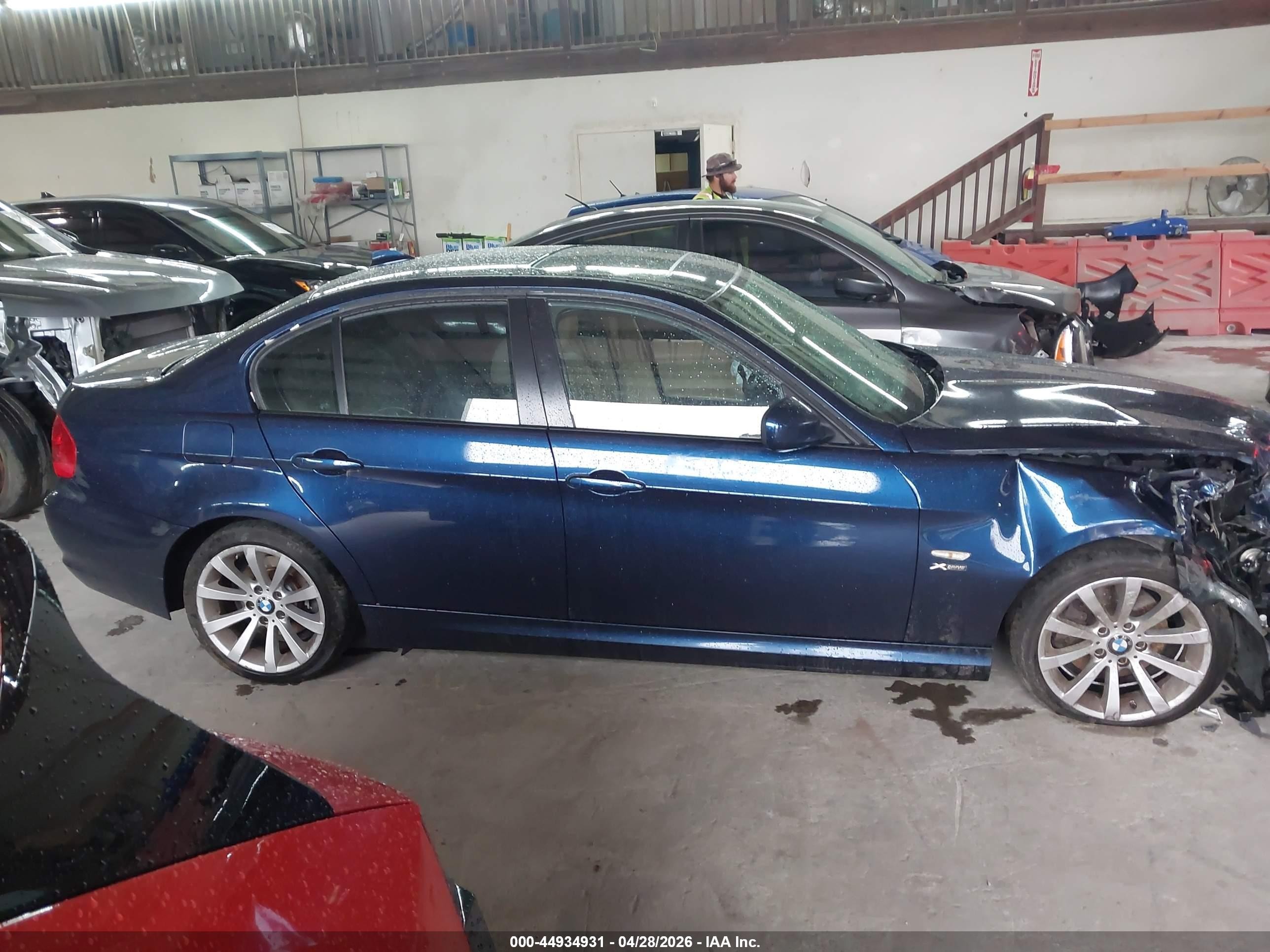 2011 Bmw 328i Xdrive Blue vin: WBAPK5G5XBNN81209
