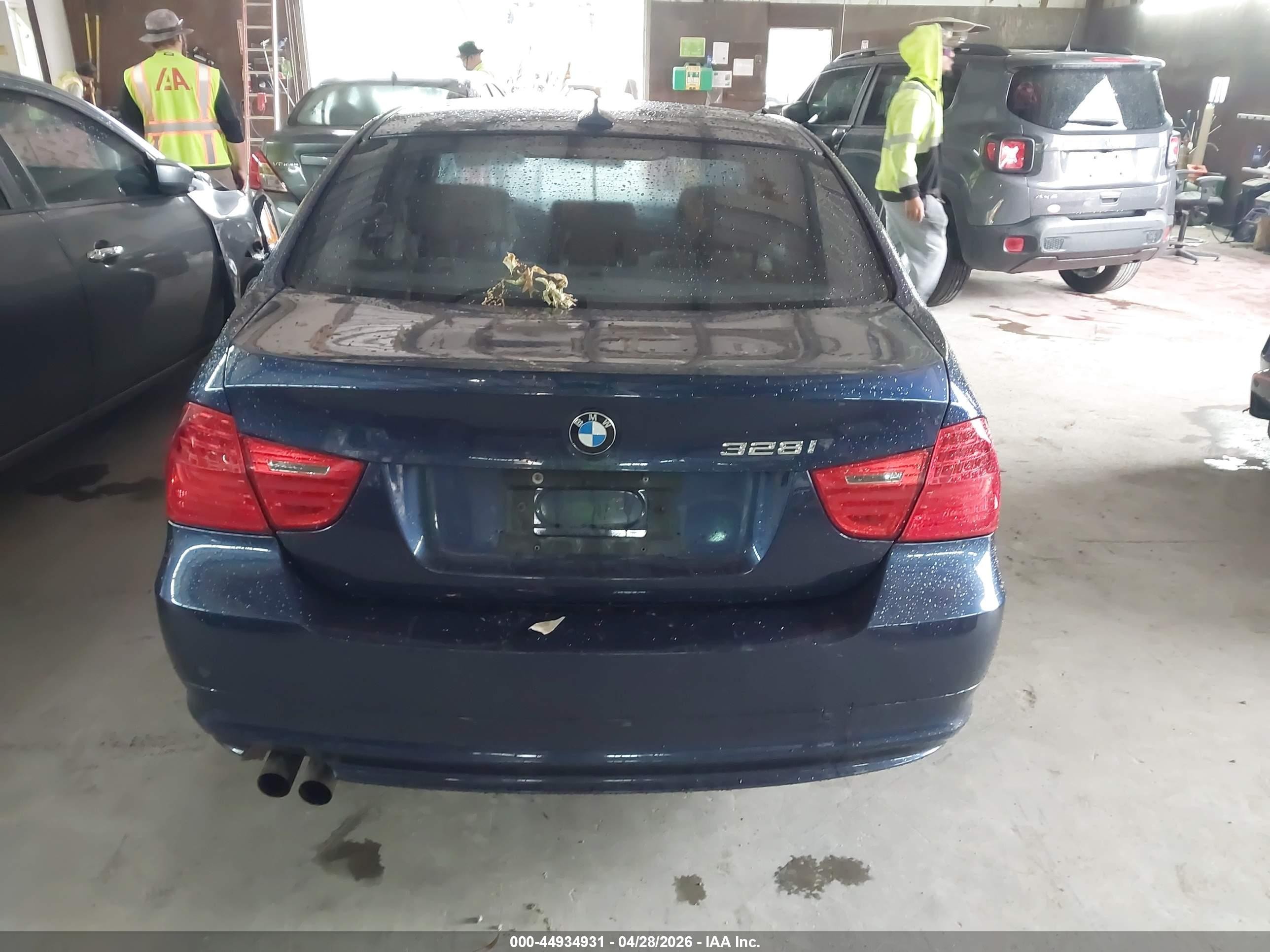2011 Bmw 328i Xdrive Blue vin: WBAPK5G5XBNN81209