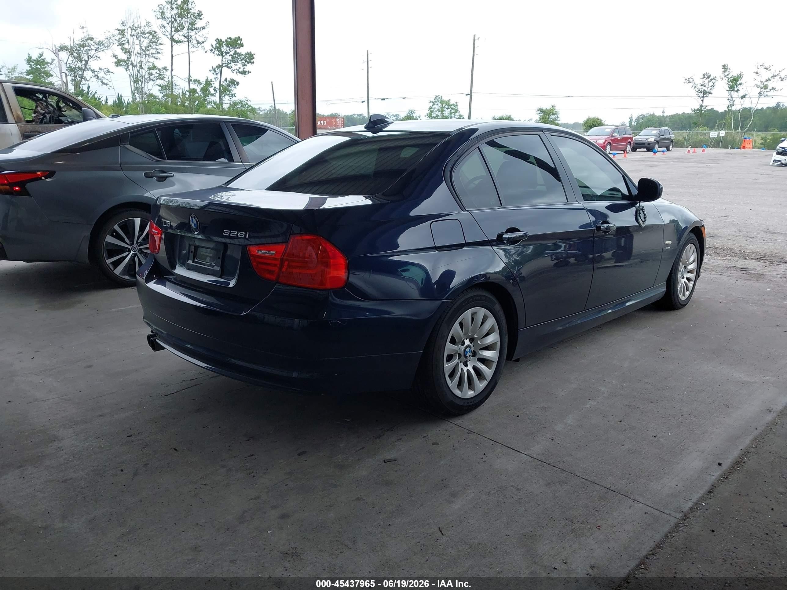 2009 Bmw 328i Xdrive Blue vin: WBAPK73519A452410