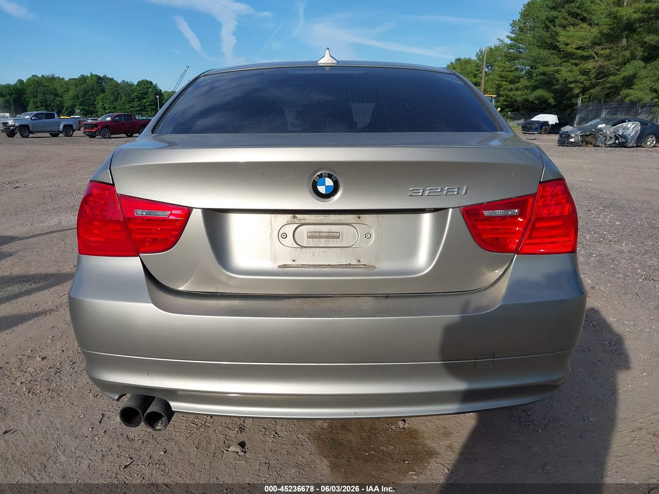 2009 Bmw 328i Xdrive Бежевый vin: WBAPK73529A451914