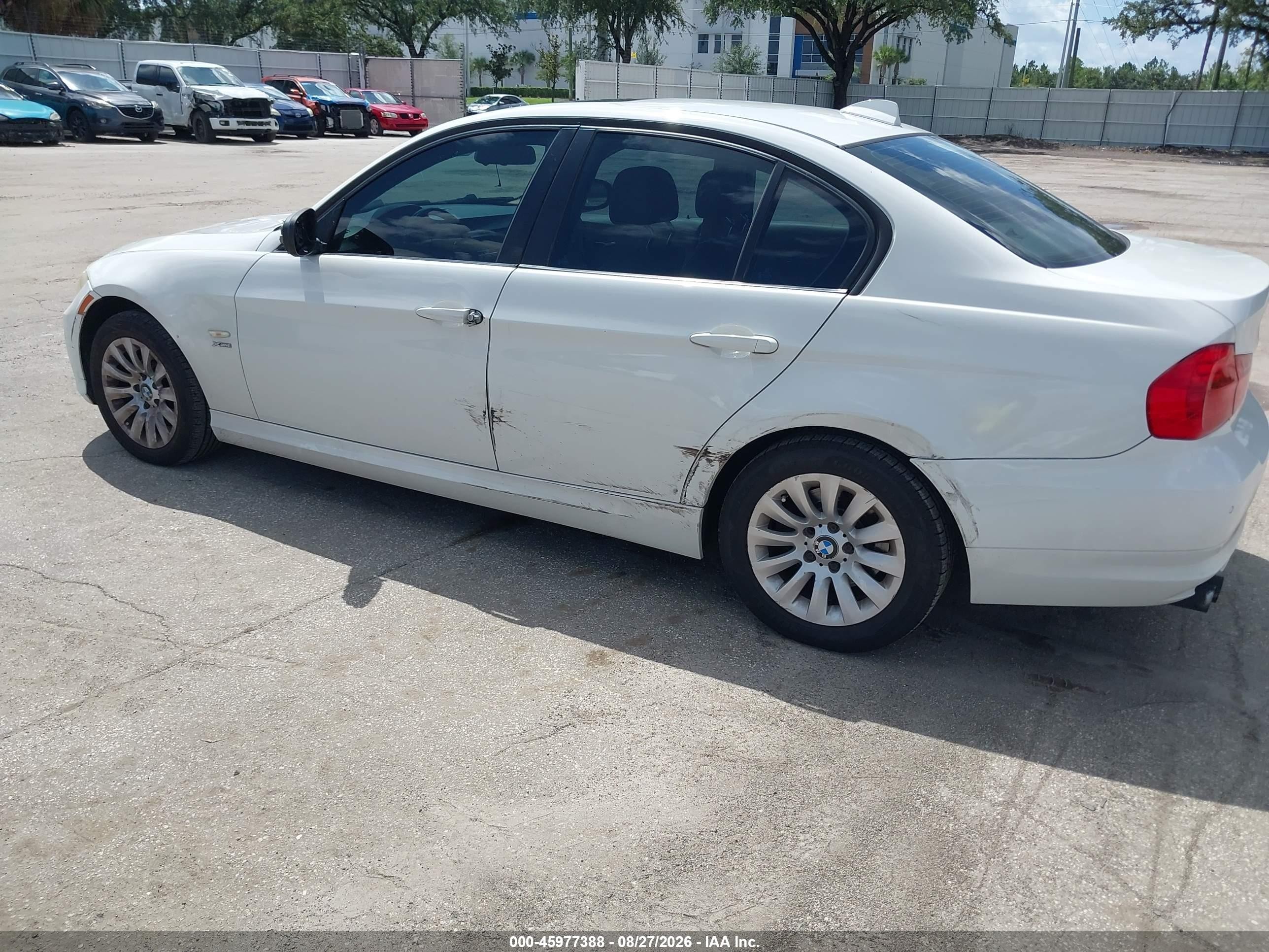2009 Bmw 328i Xdrive White vin: WBAPK73569A465119