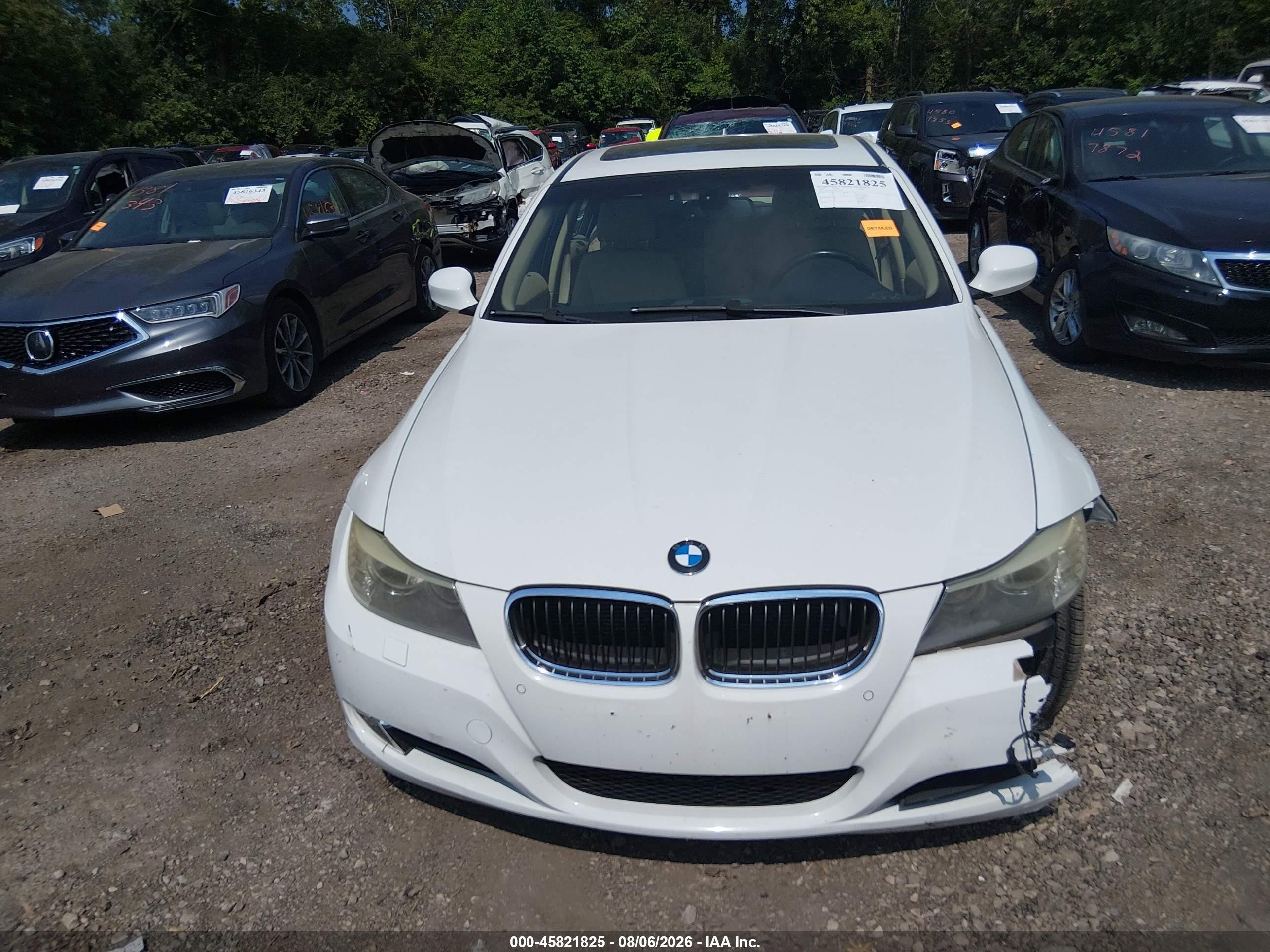 2009 Bmw 328i Xdrive White vin: WBAPK73589A450878