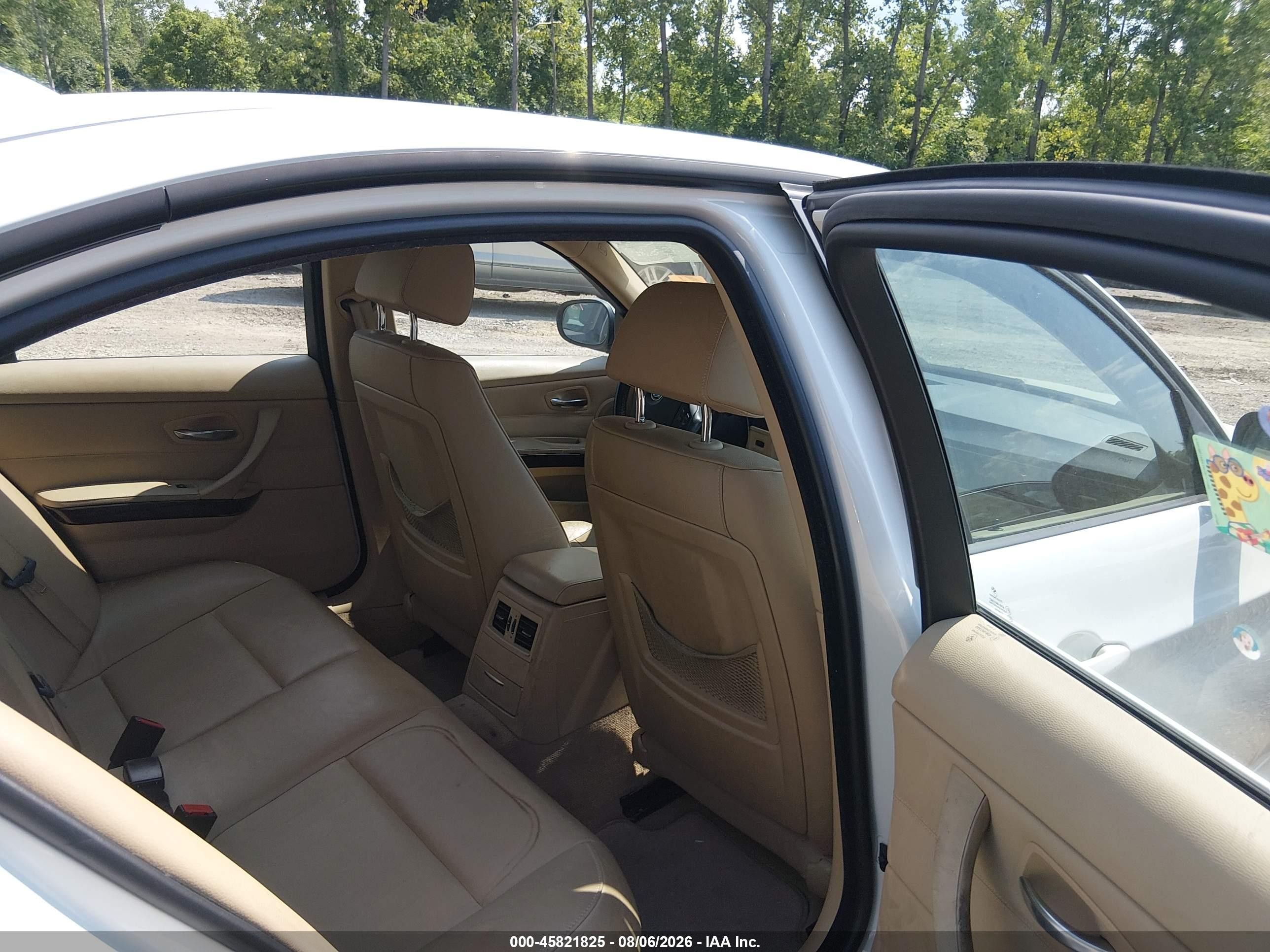 2009 Bmw 328i Xdrive White vin: WBAPK73589A450878