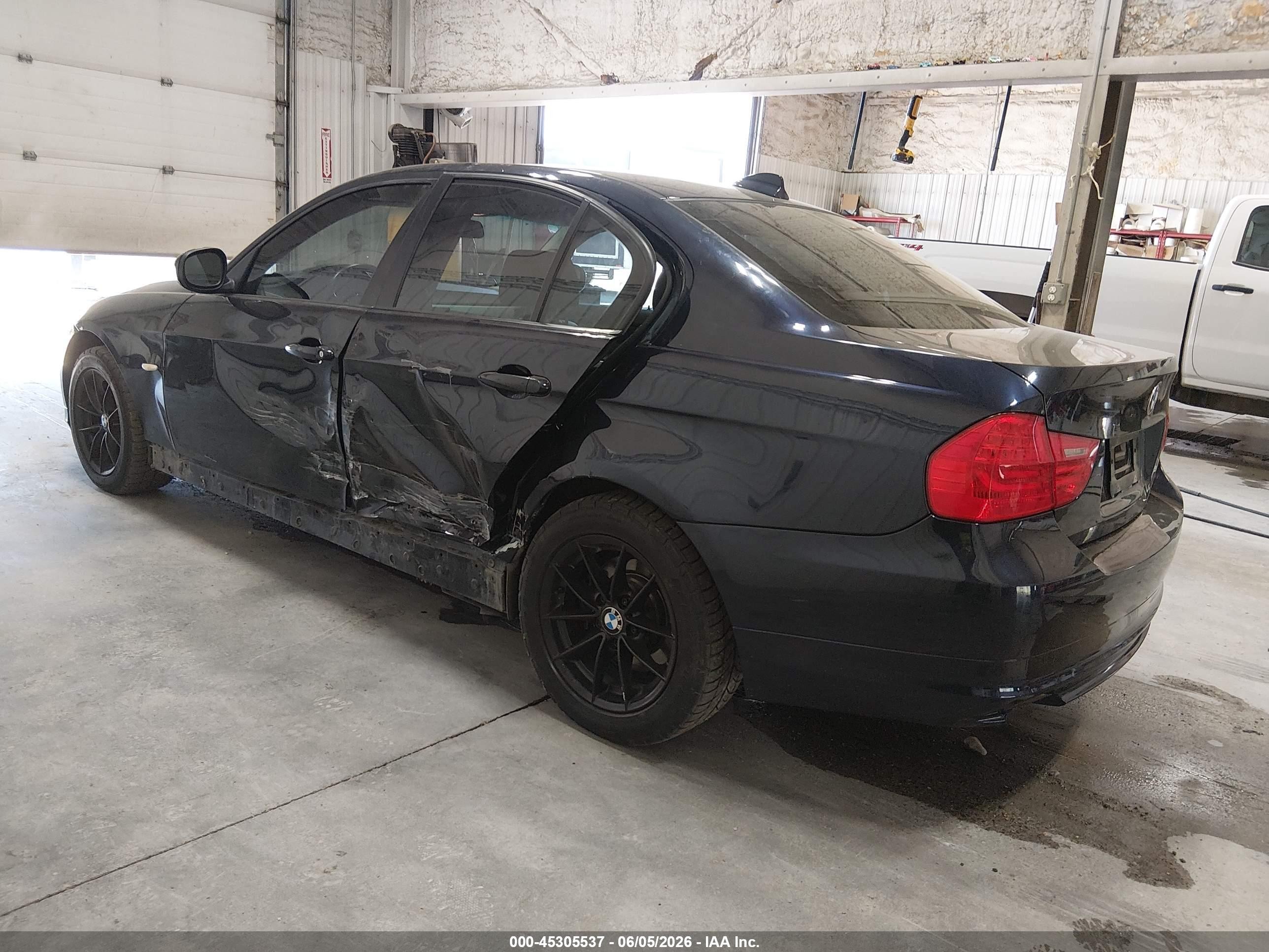 2010 Bmw 328i Xdrive Синий vin: WBAPK7C50AA460468