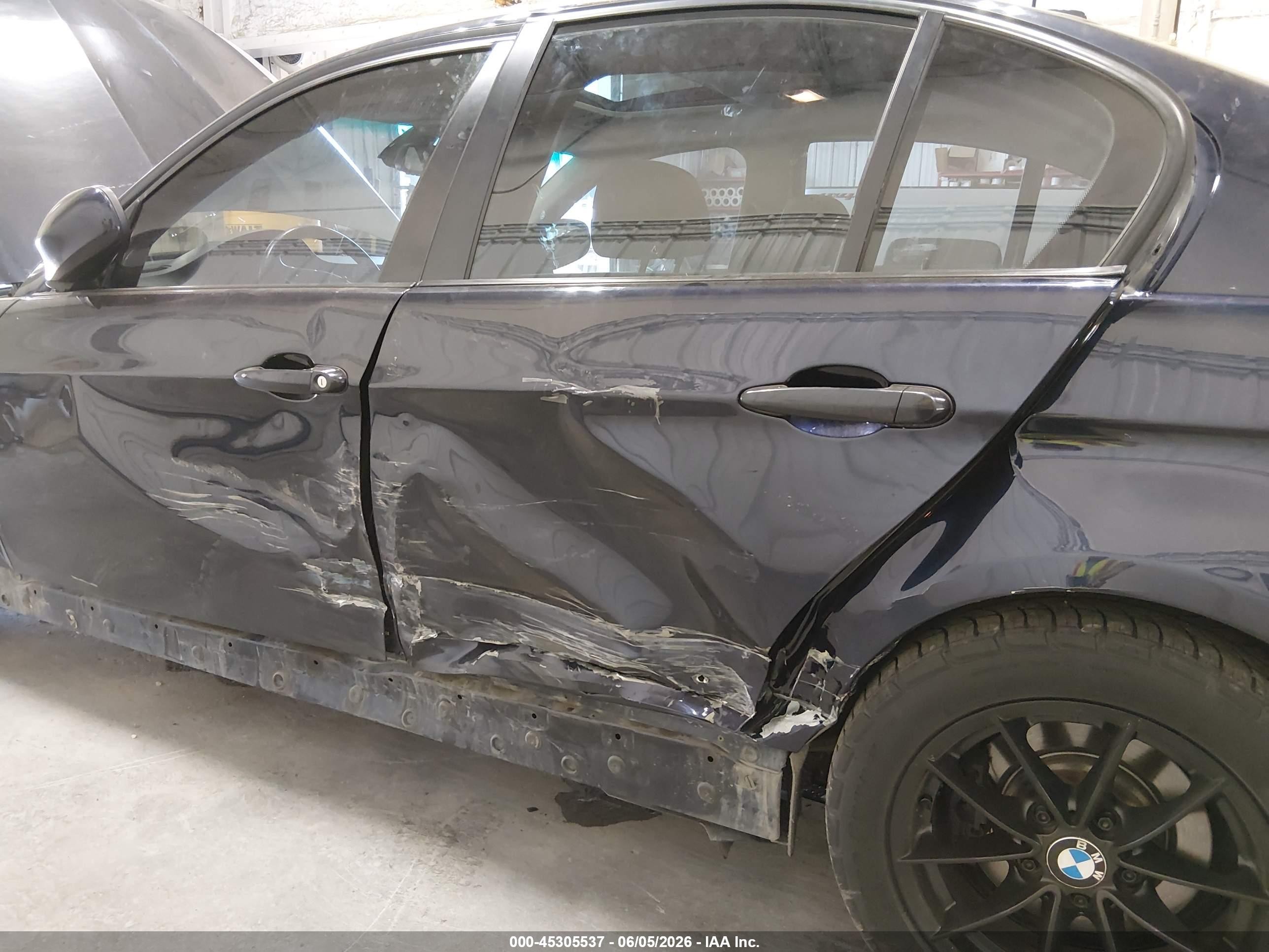 2010 Bmw 328i Xdrive Синий vin: WBAPK7C50AA460468