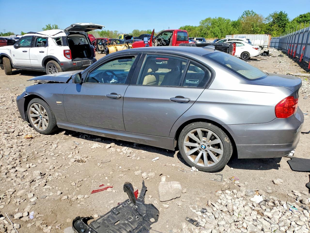 2011 Bmw 328 Xi Gray vin: WBAPK7C50BA975004