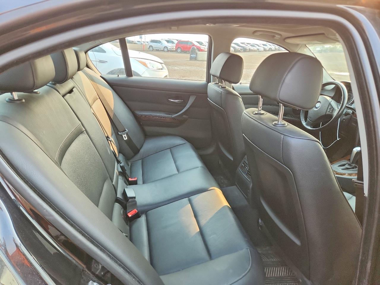2010 Bmw 328 Xi Black vin: WBAPK7C51AA462116