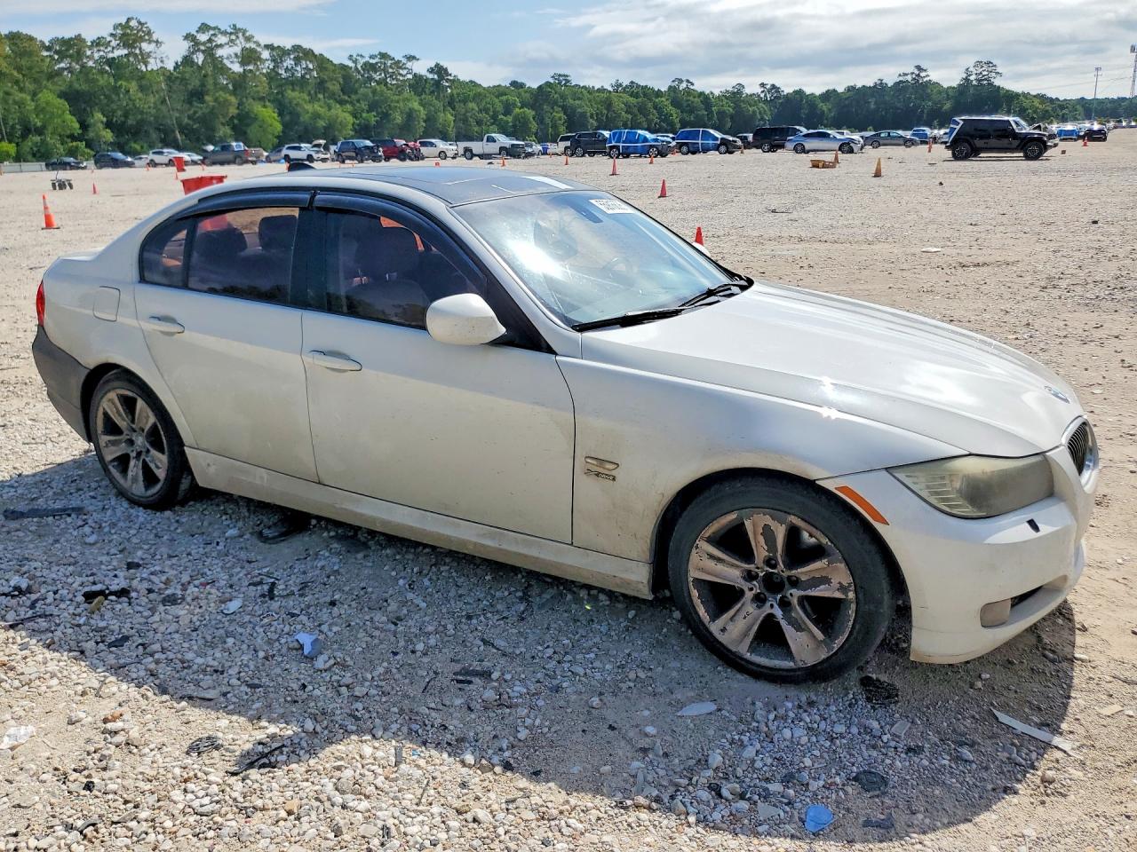 2011 Bmw 328 Xi White vin: WBAPK7C51BA463168