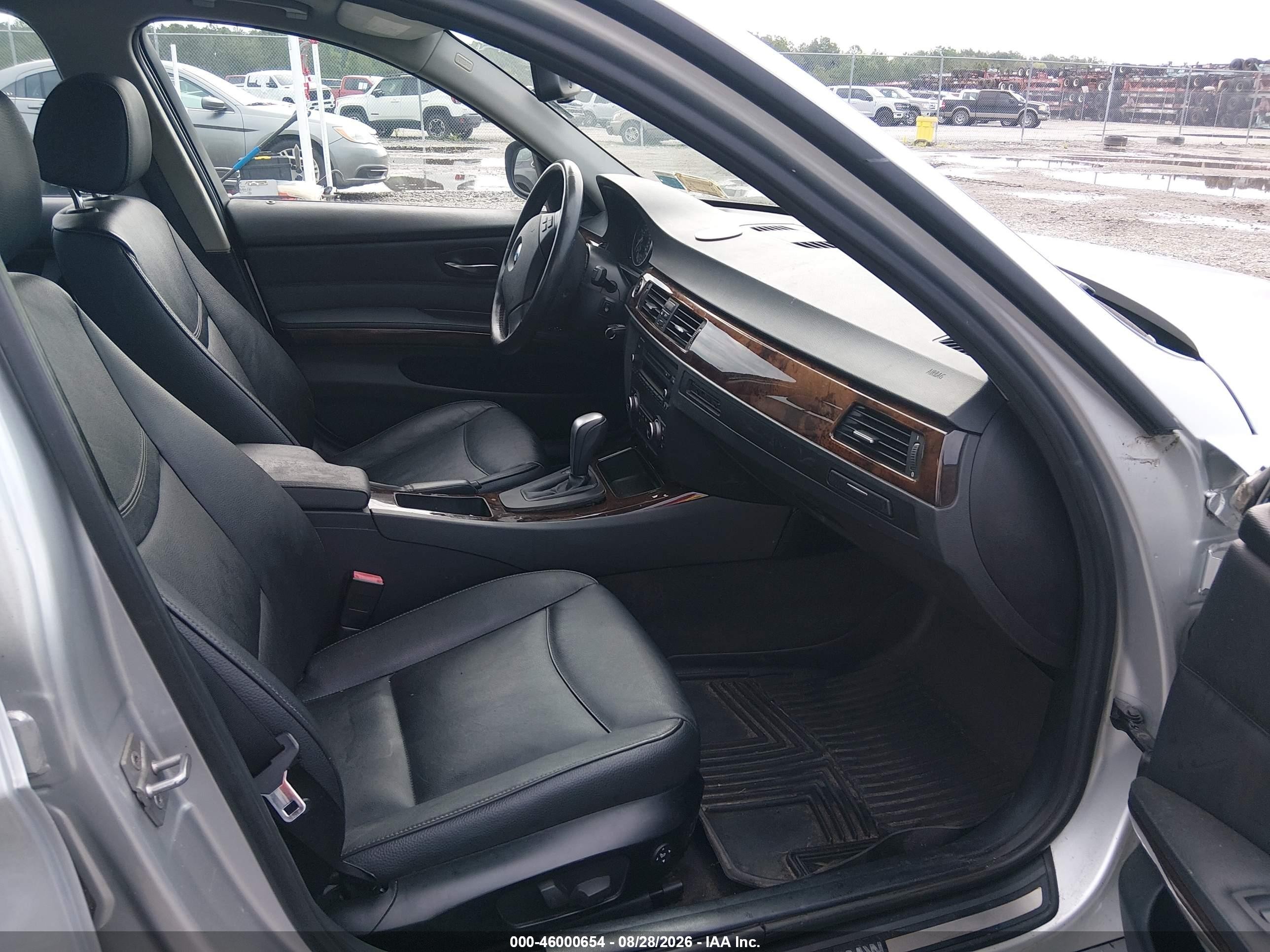 2011 Bmw 328i Xdrive Silver vin: WBAPK7C51BA975139