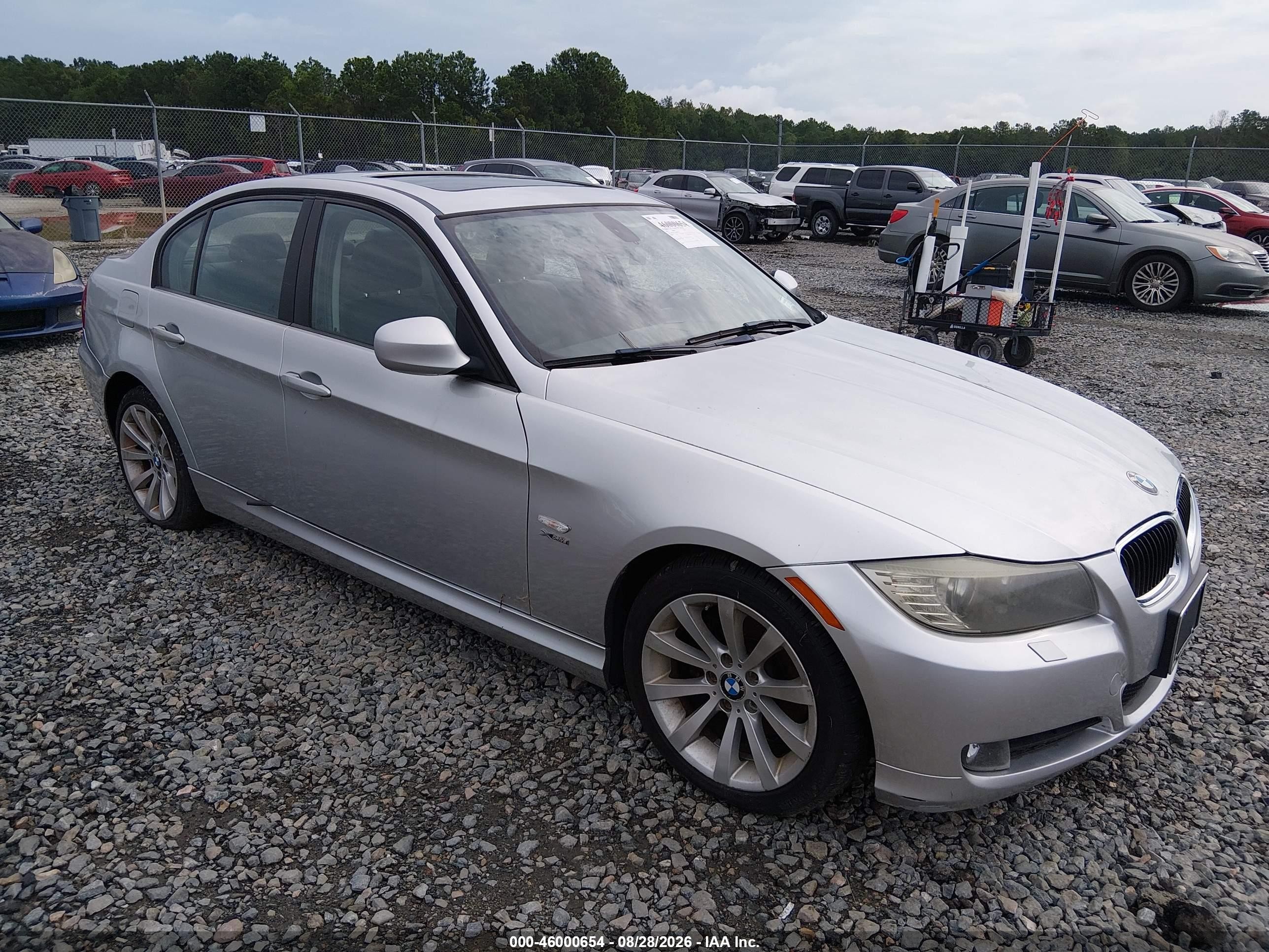 2011 Bmw 328i Xdrive Silver vin: WBAPK7C51BA975139