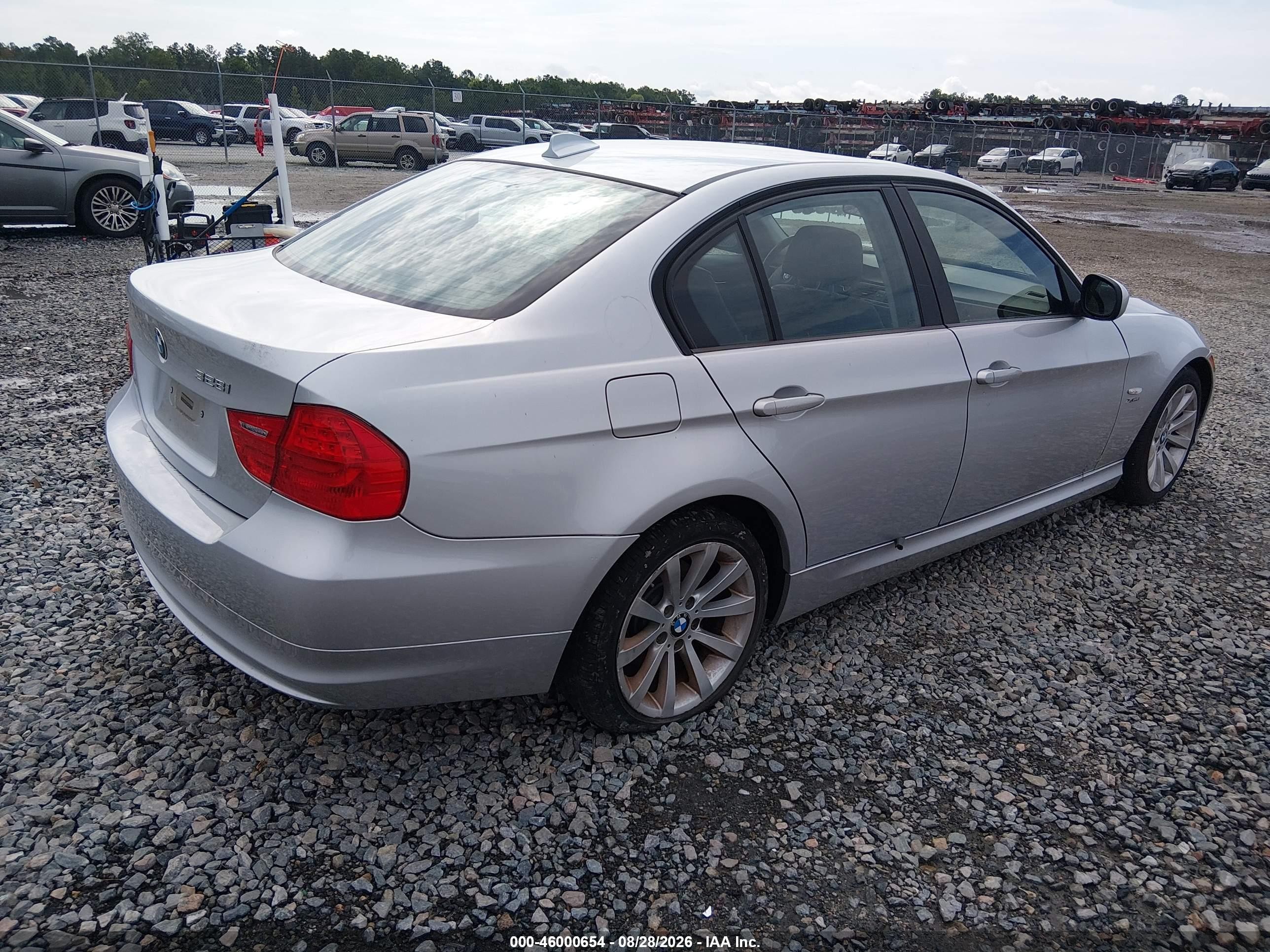 2011 Bmw 328i Xdrive Silver vin: WBAPK7C51BA975139