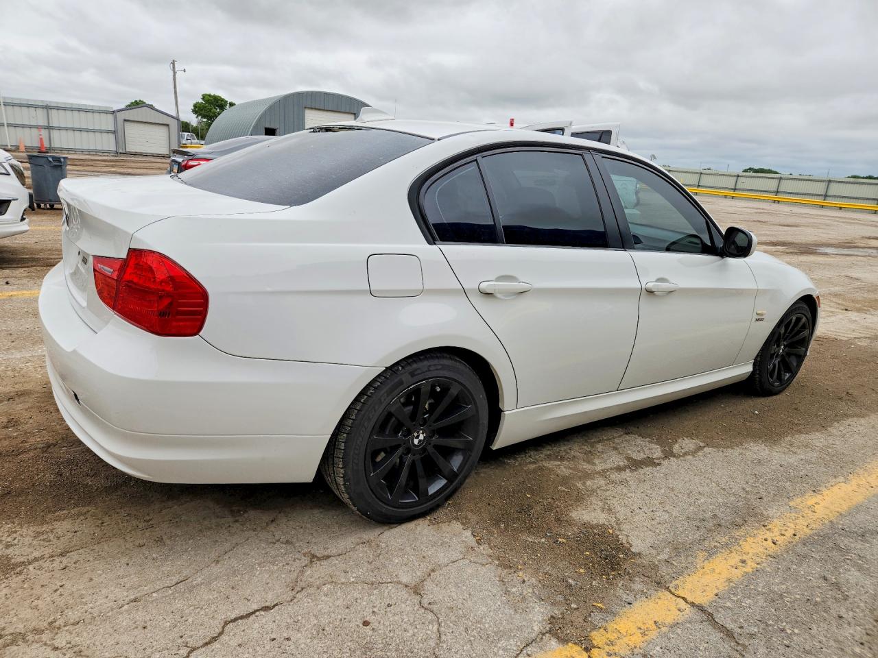 2011 Bmw 328 Xi White vin: WBAPK7C51BF087333