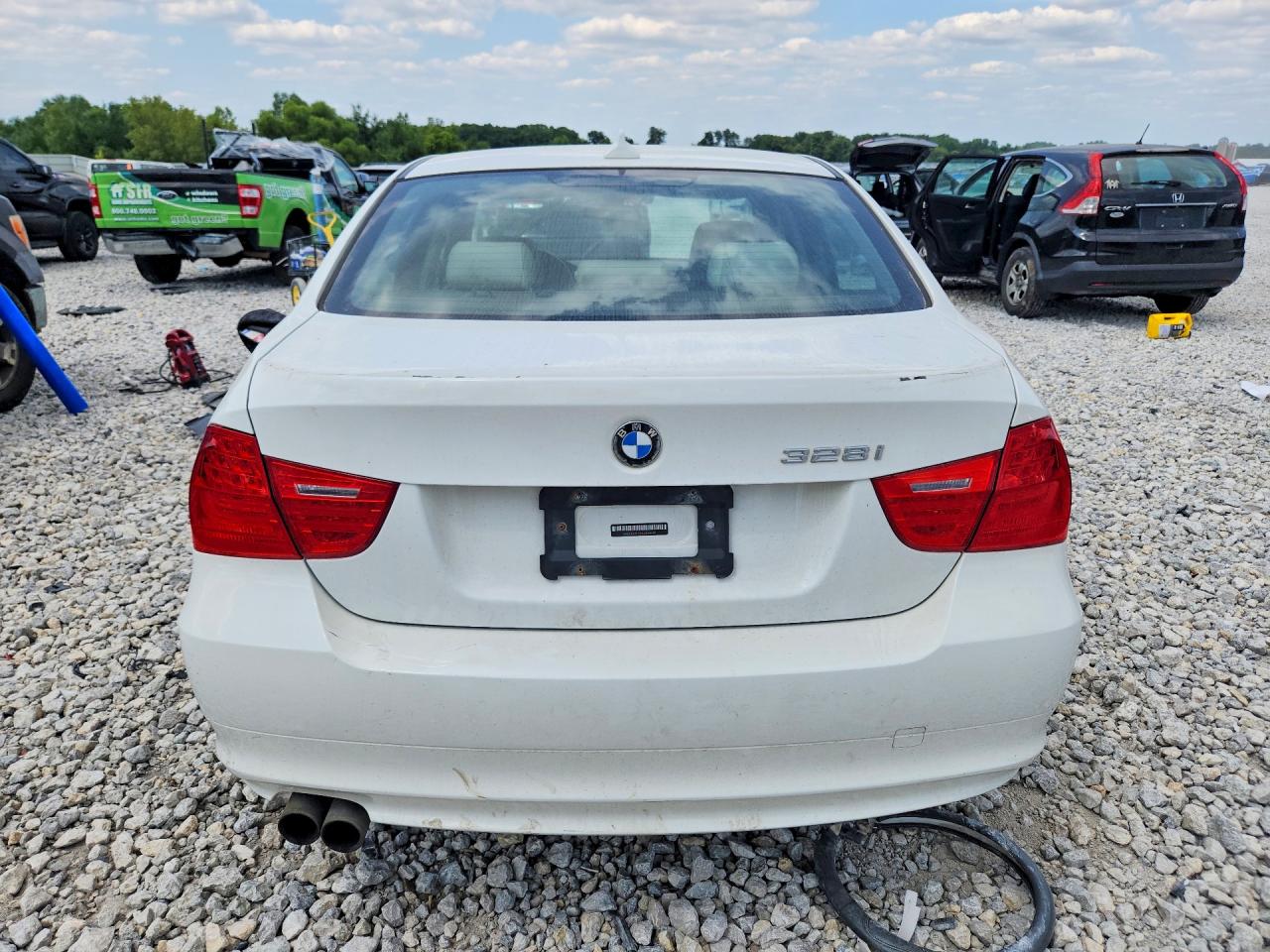 2010 Bmw 328 Xi White vin: WBAPK7C52AA458429